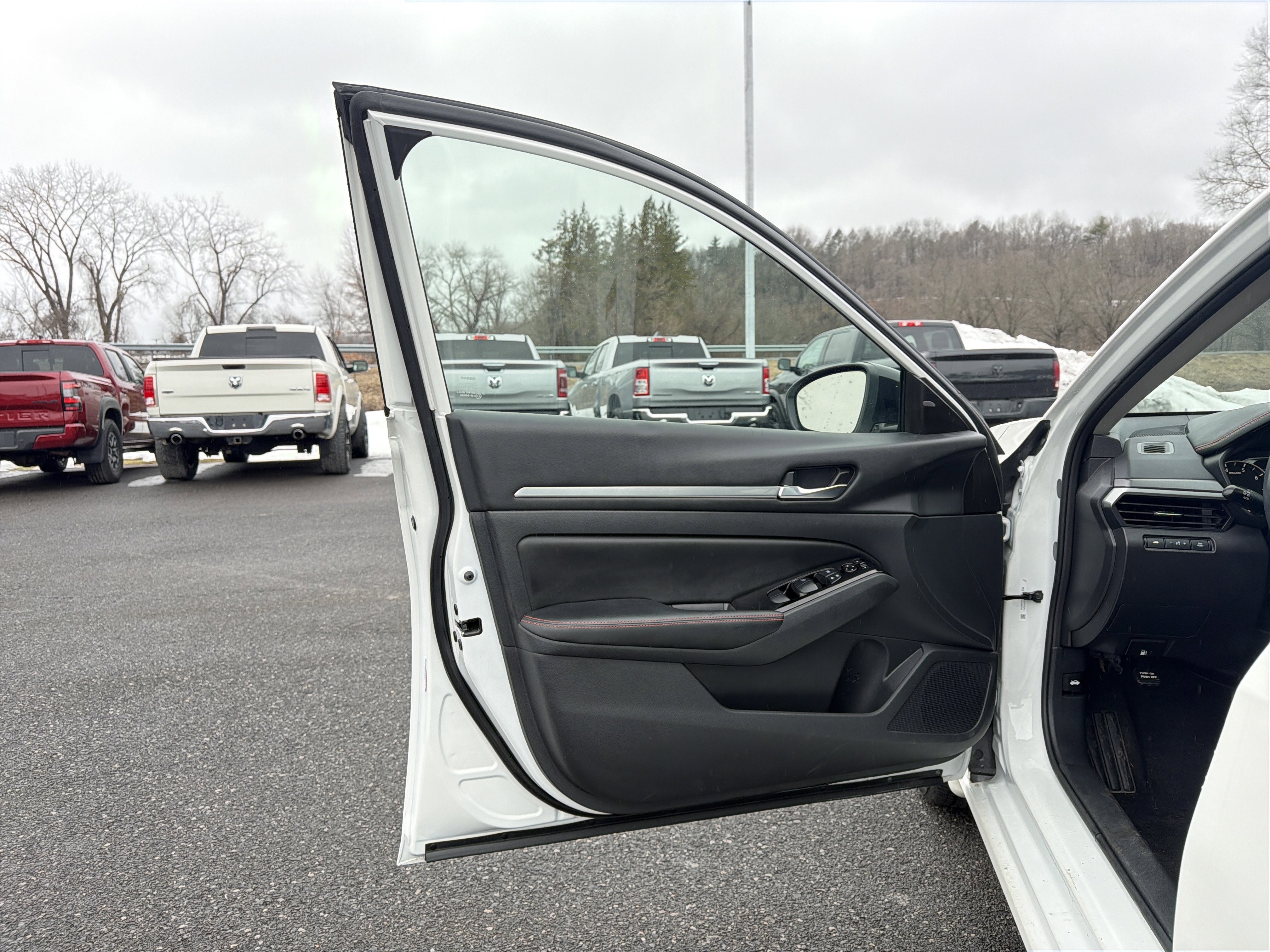 2024 Nissan Altima 2.5 SR