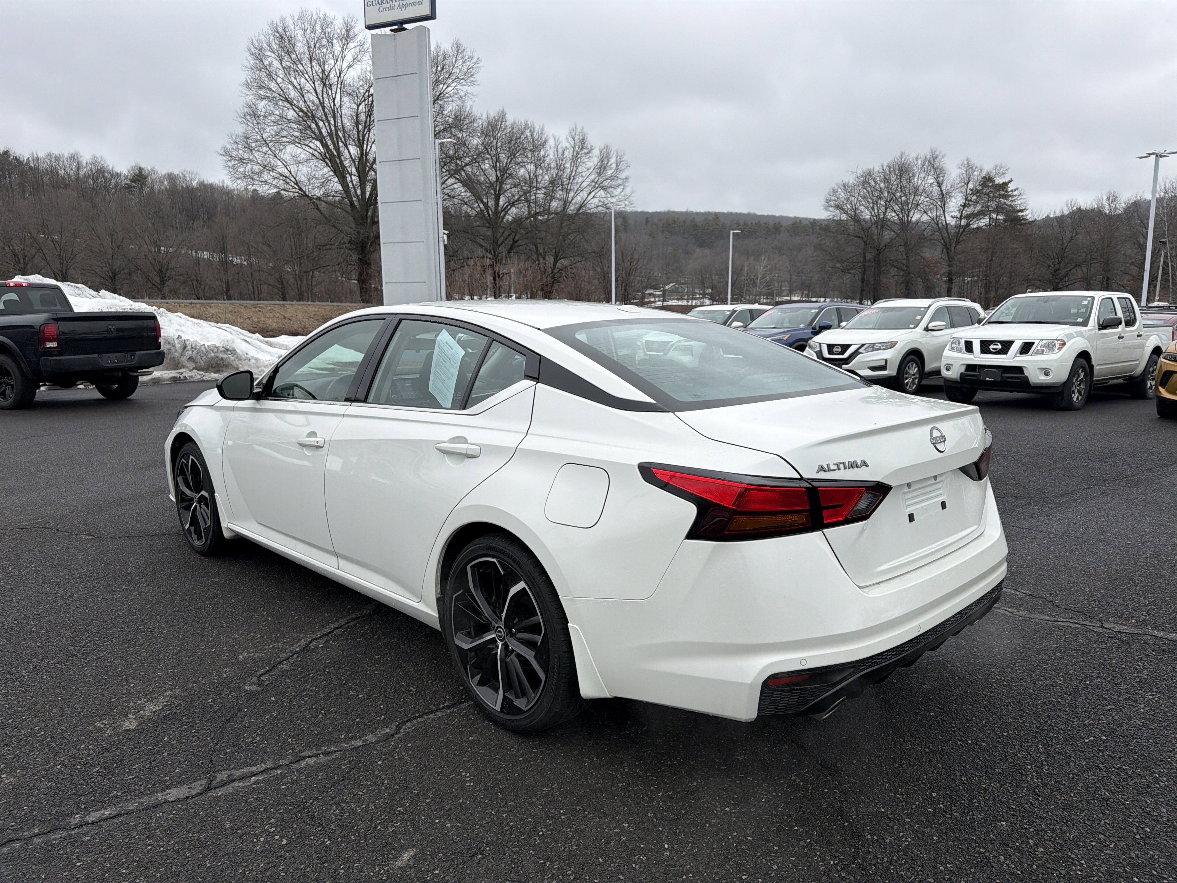 2024 Nissan Altima 2.5 SR