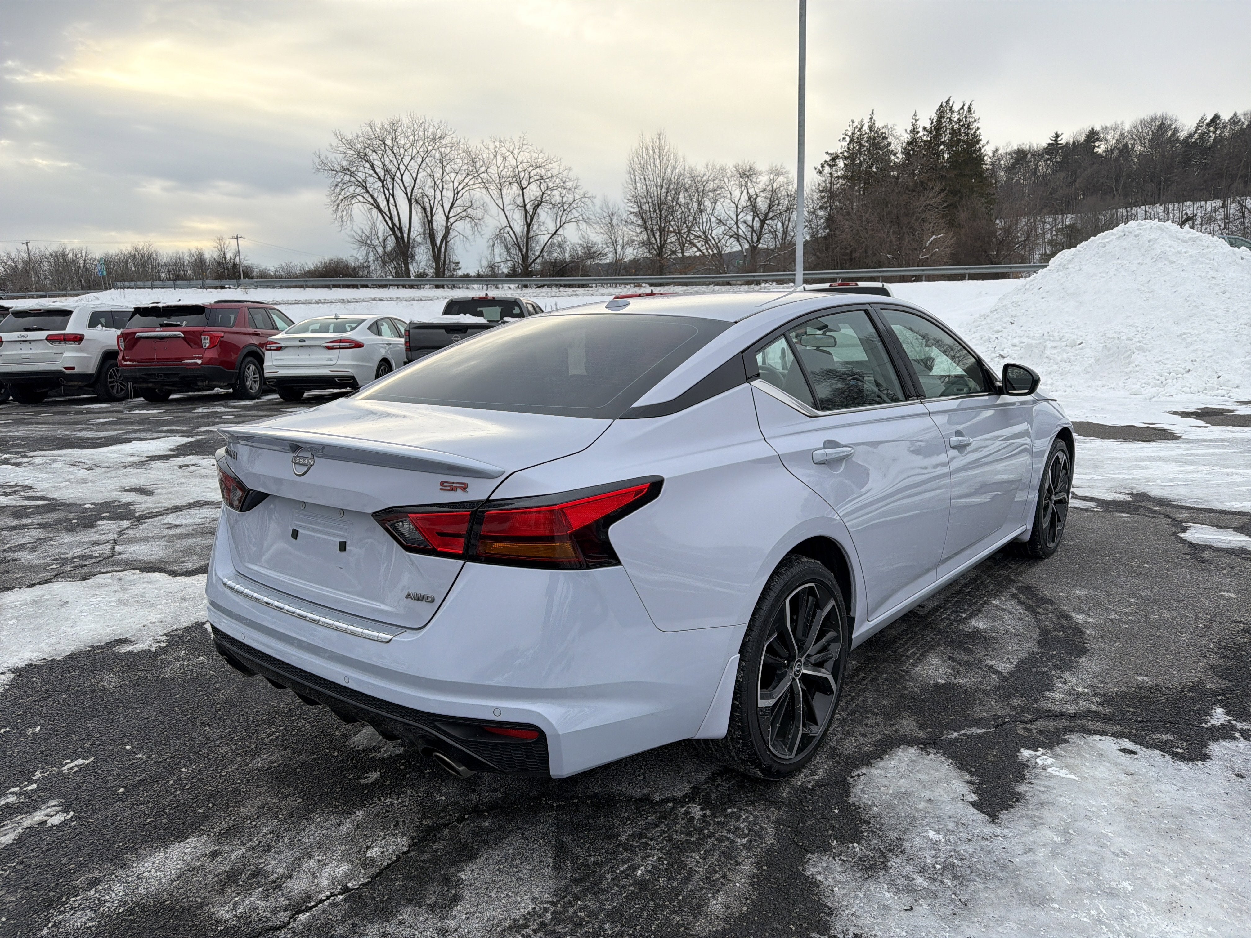 2023 Nissan Altima 2.5 SR