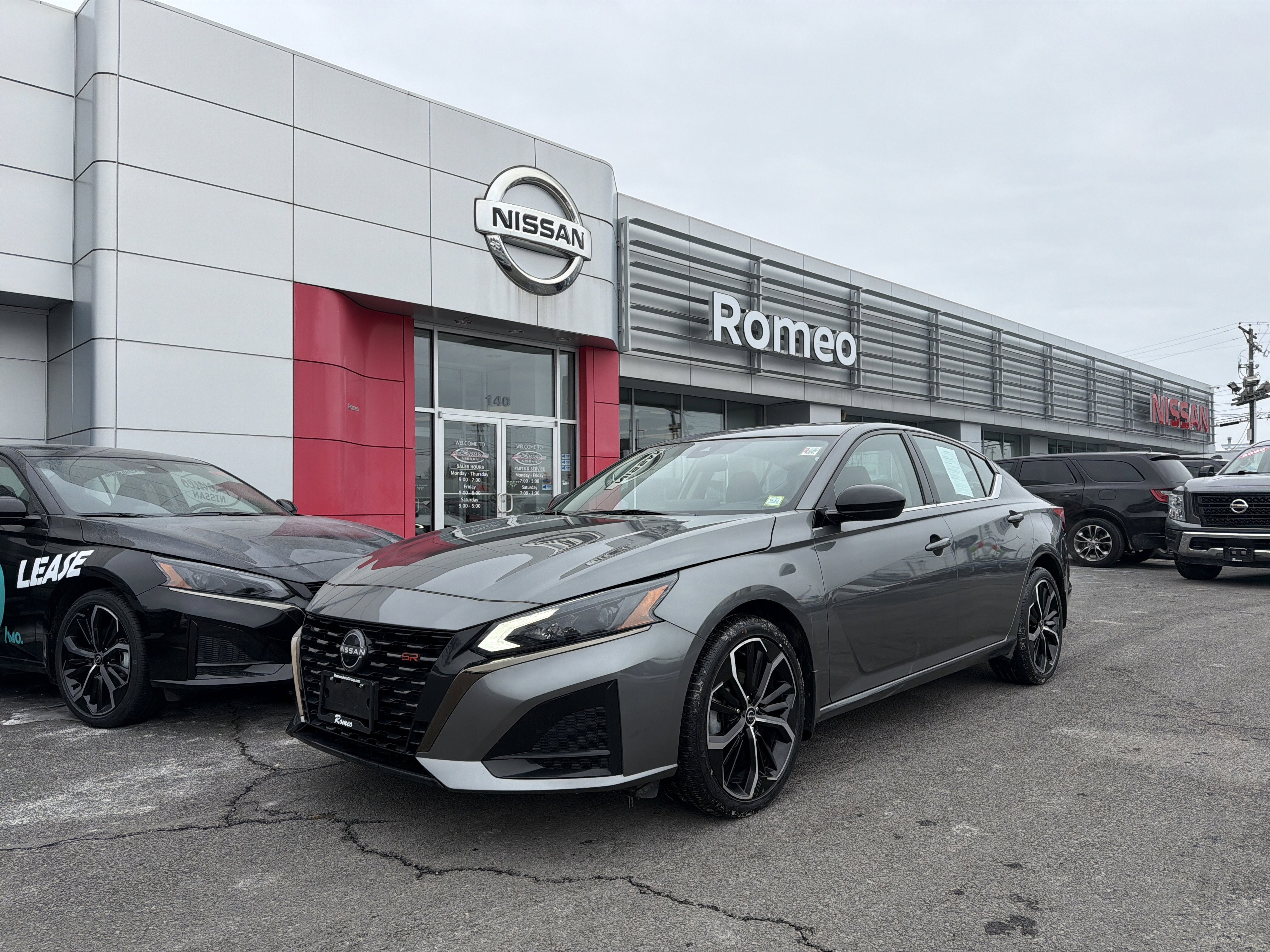 2023 Nissan Altima 2.5 SR