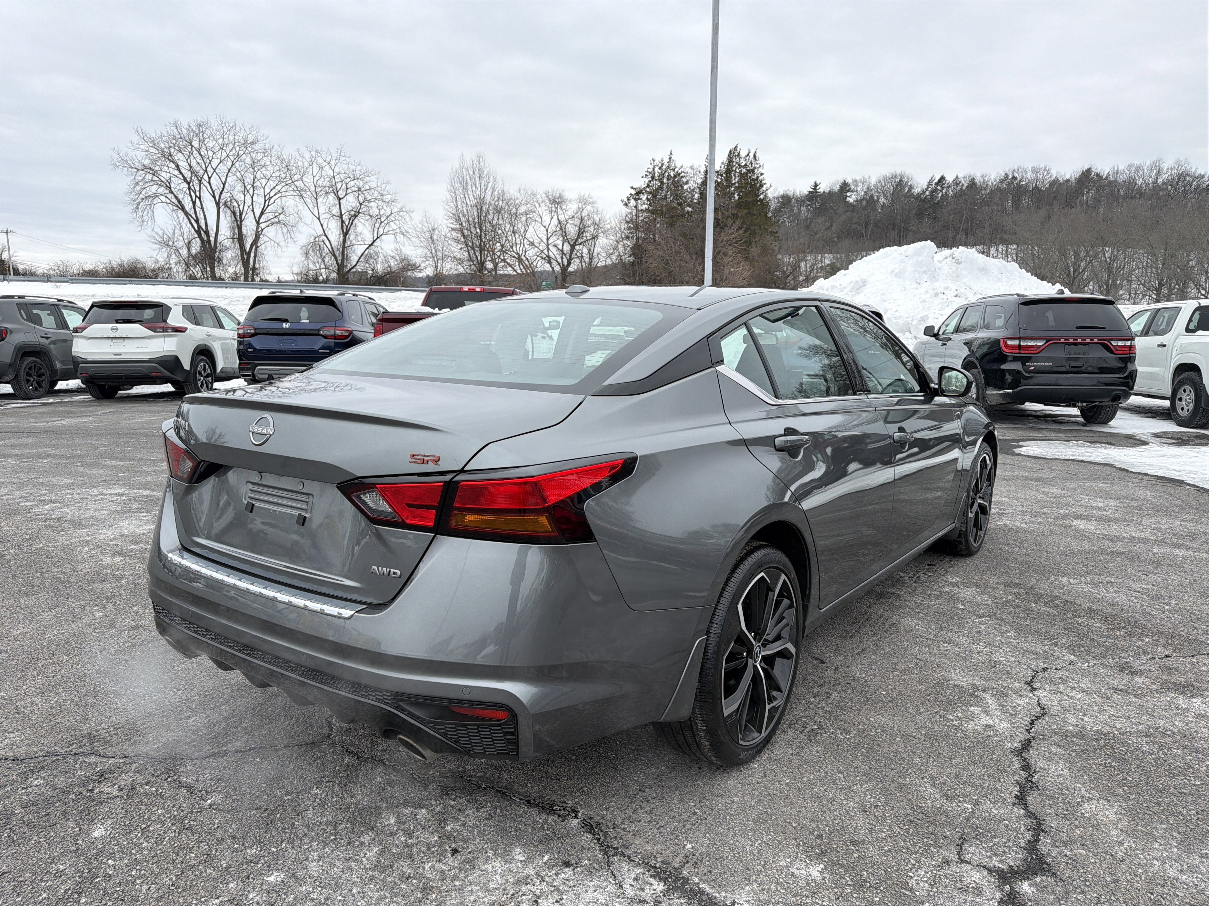 2023 Nissan Altima 2.5 SR