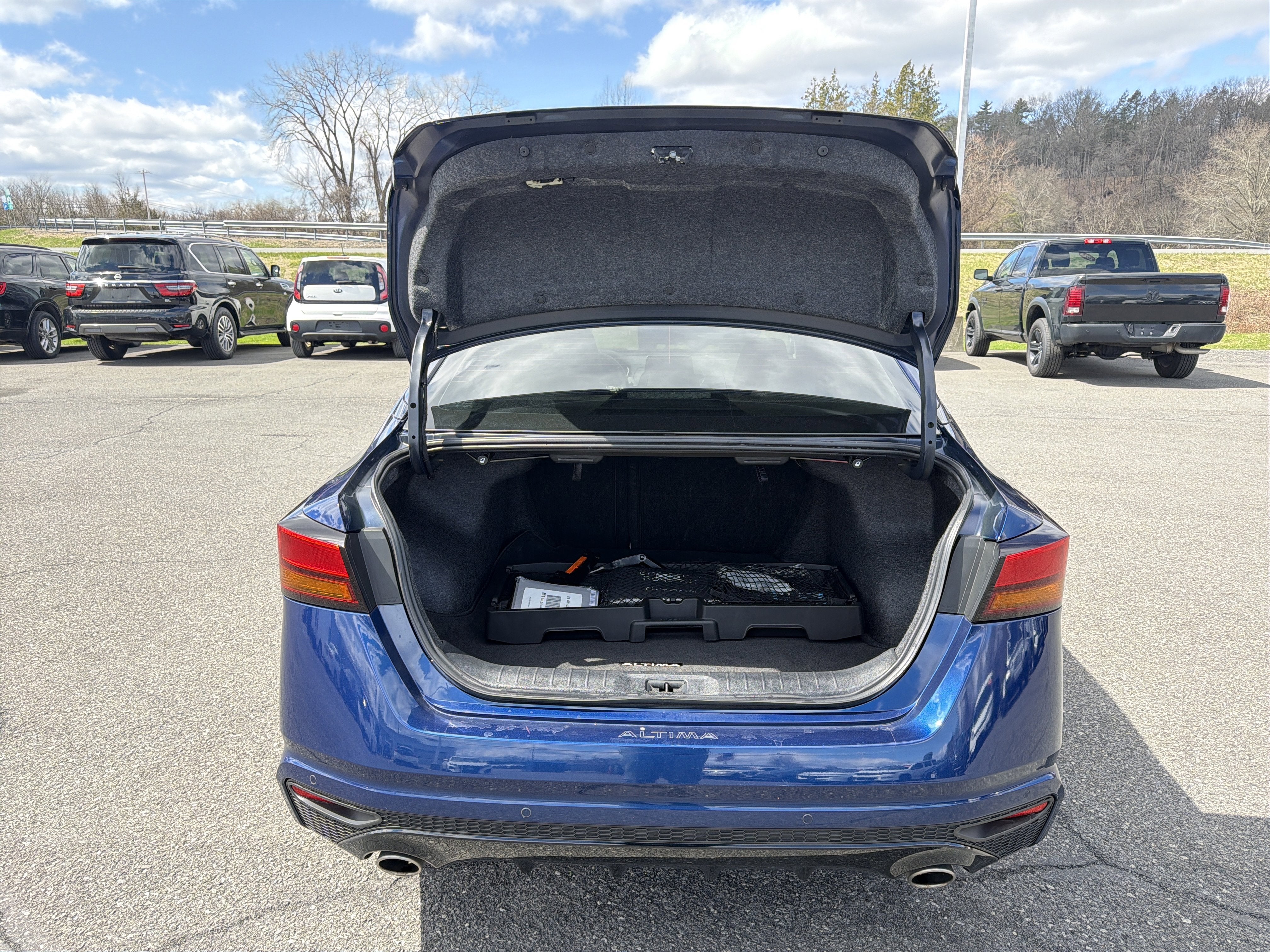 2024 Nissan Altima 2.5 SR