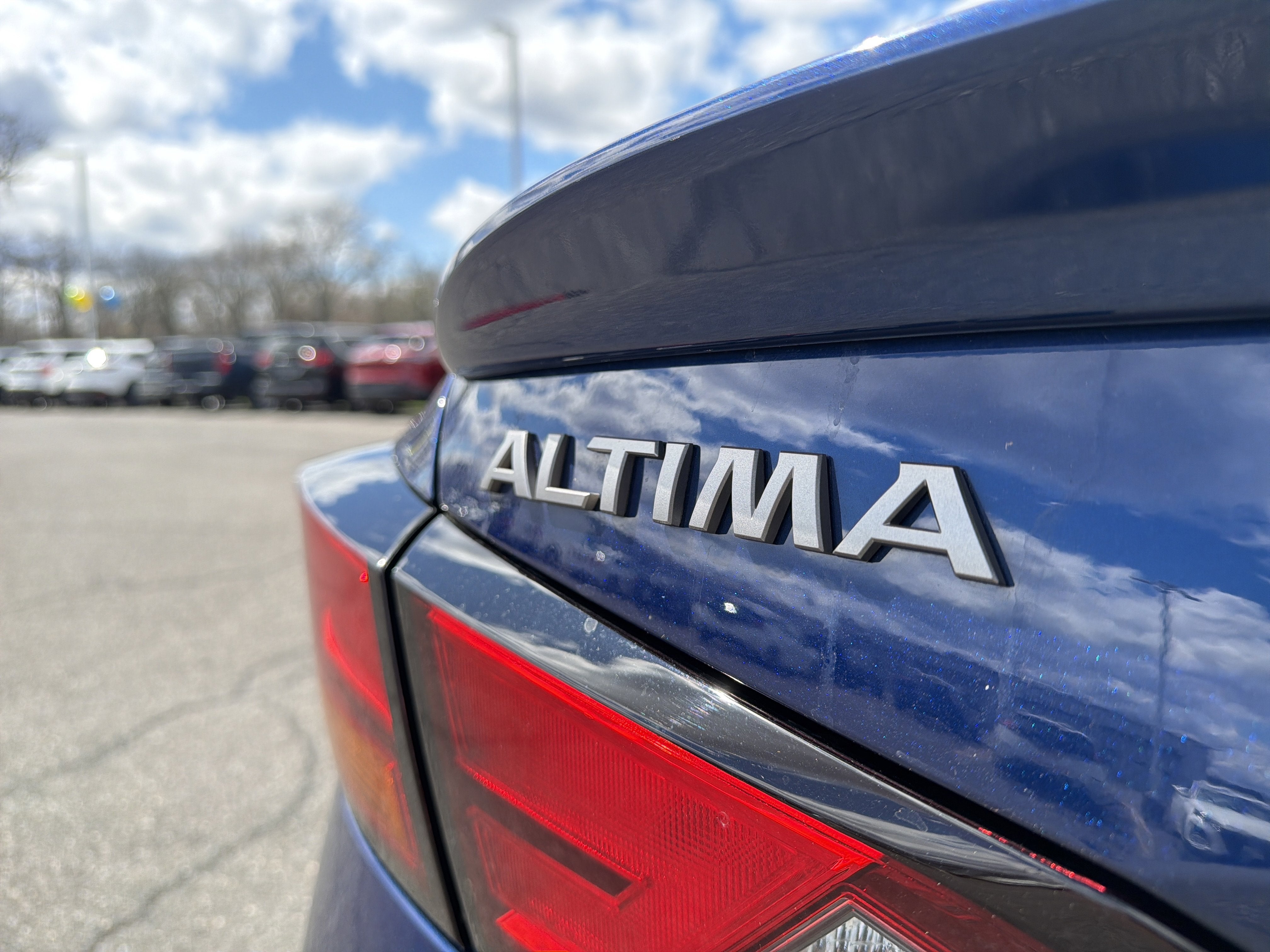 2024 Nissan Altima 2.5 SR
