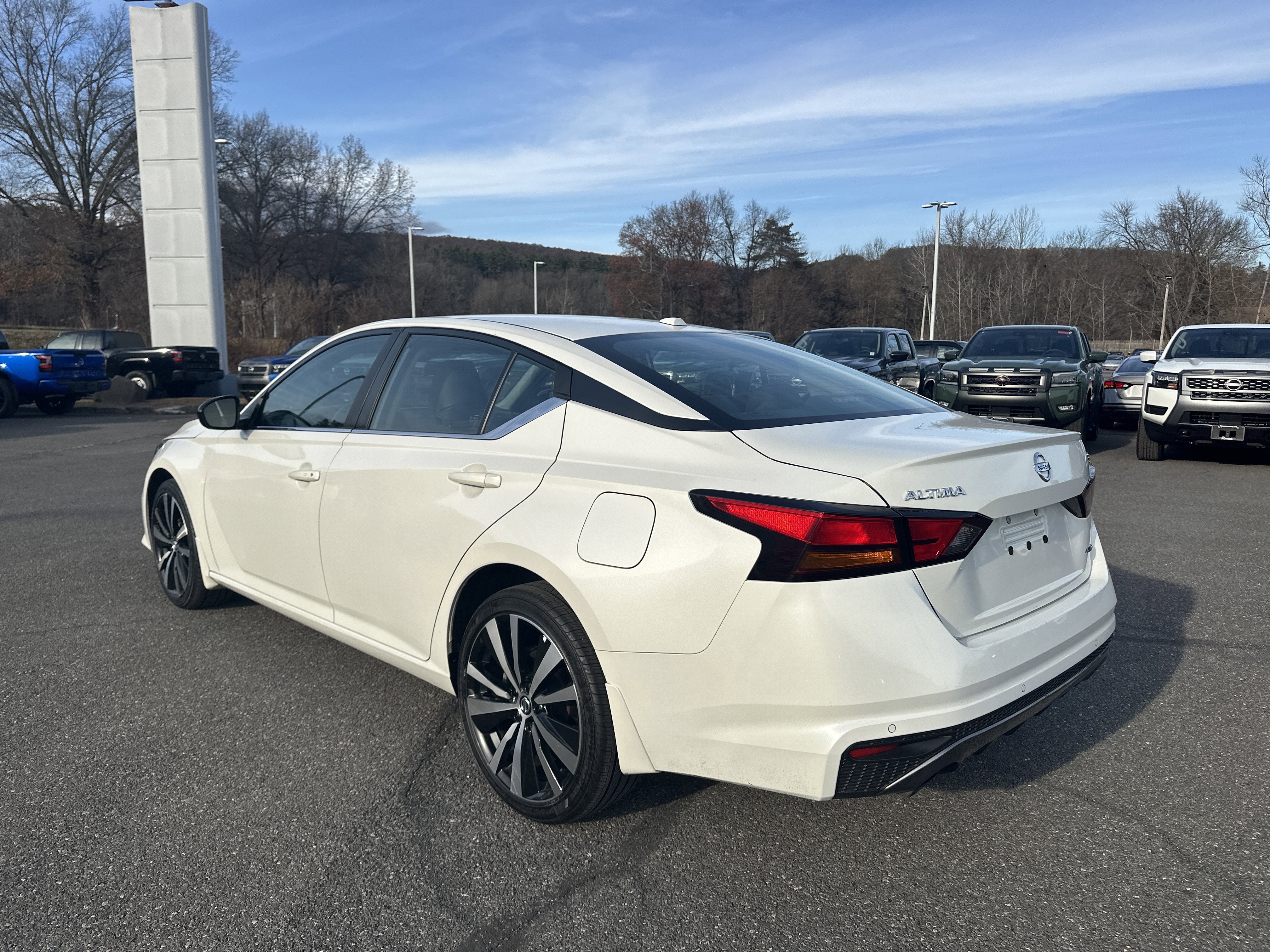 2021 Nissan Altima 2.5 SR