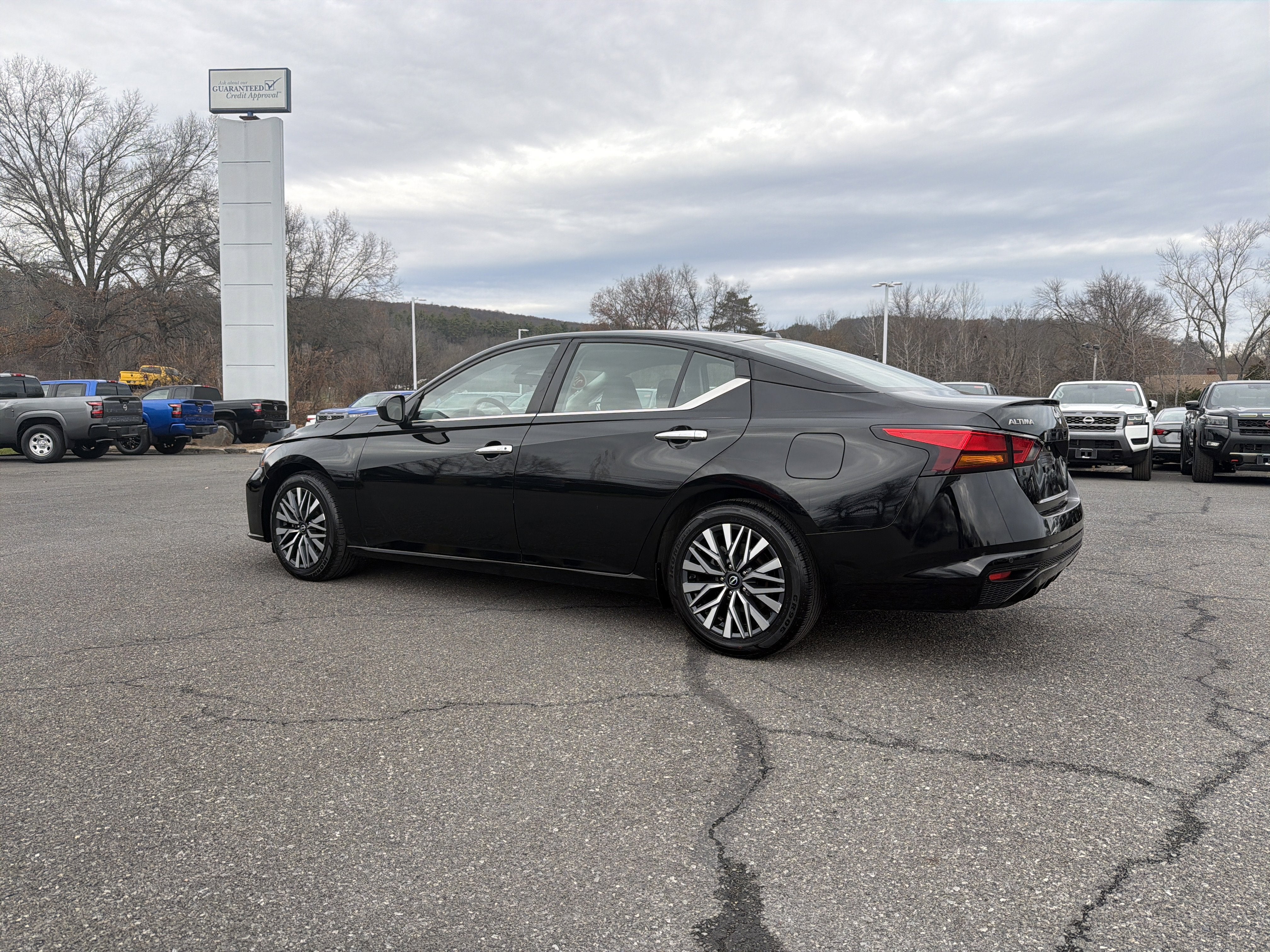 2023 Nissan Altima 2.5 SV