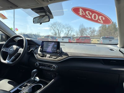 2024 Nissan Altima 2.5 SV