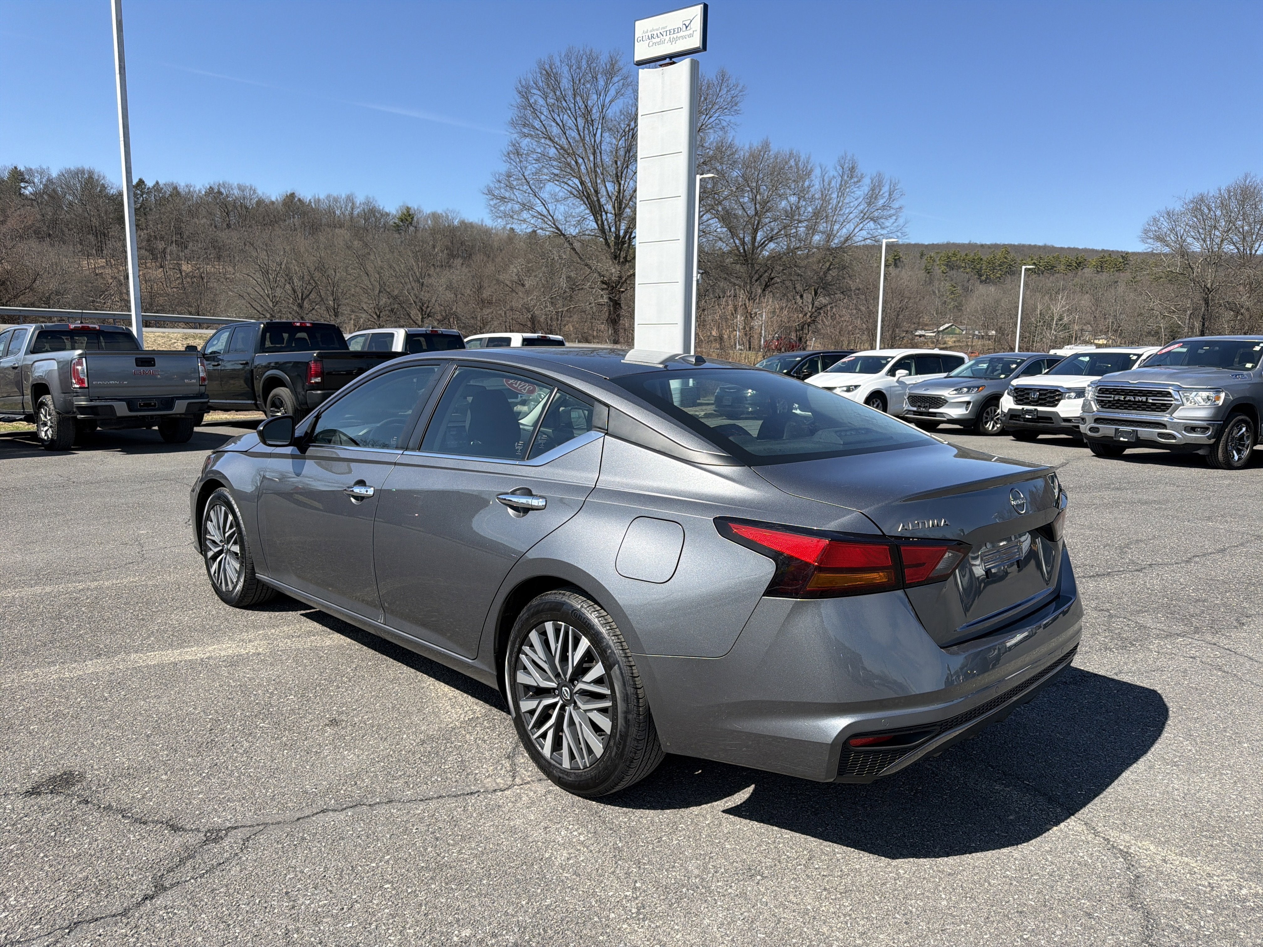 2024 Nissan Altima 2.5 SV