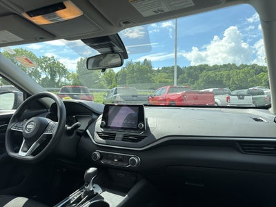 2022 Nissan Altima 2.5 SV