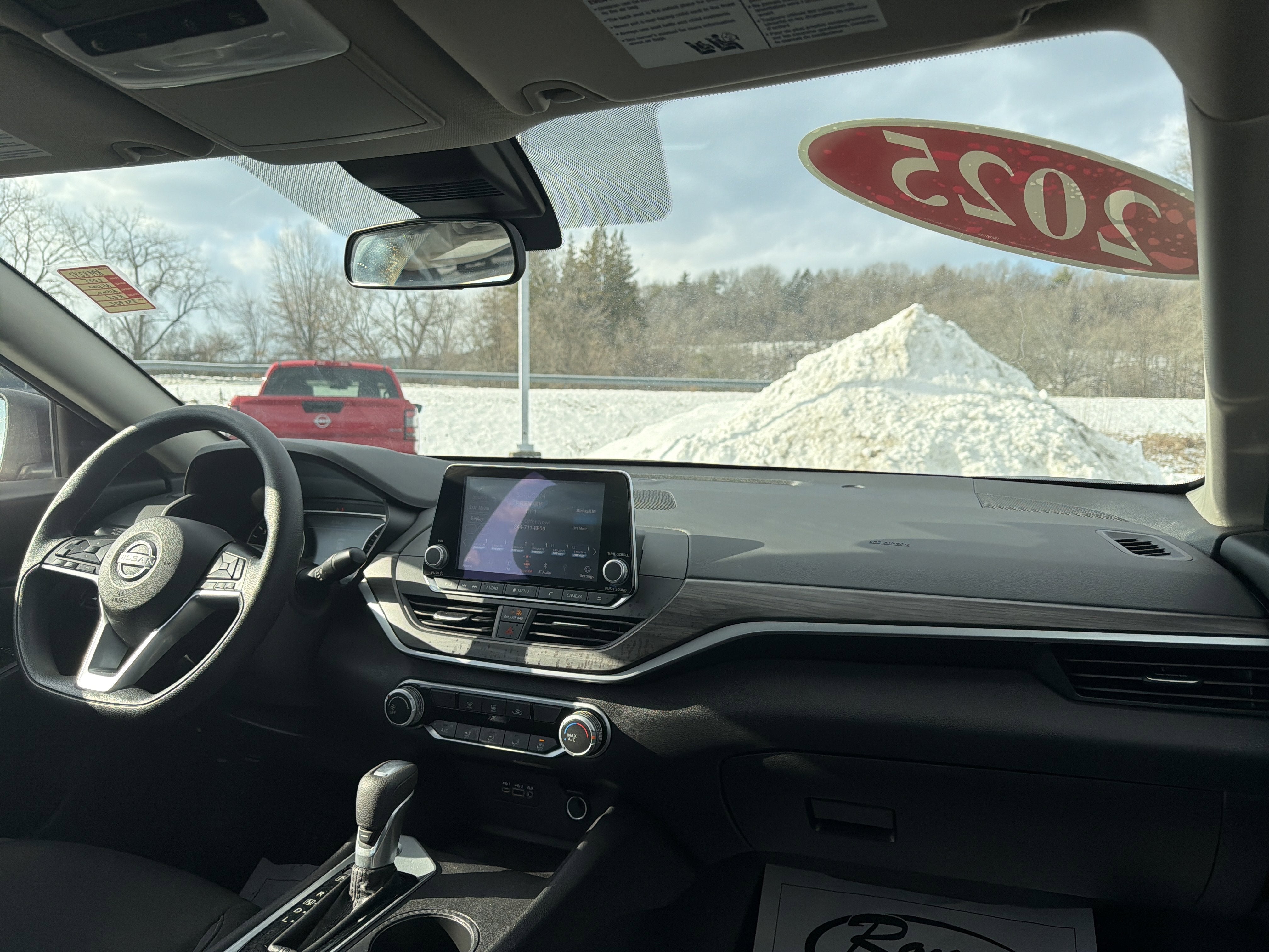 2025 Nissan Altima 2.5 SV