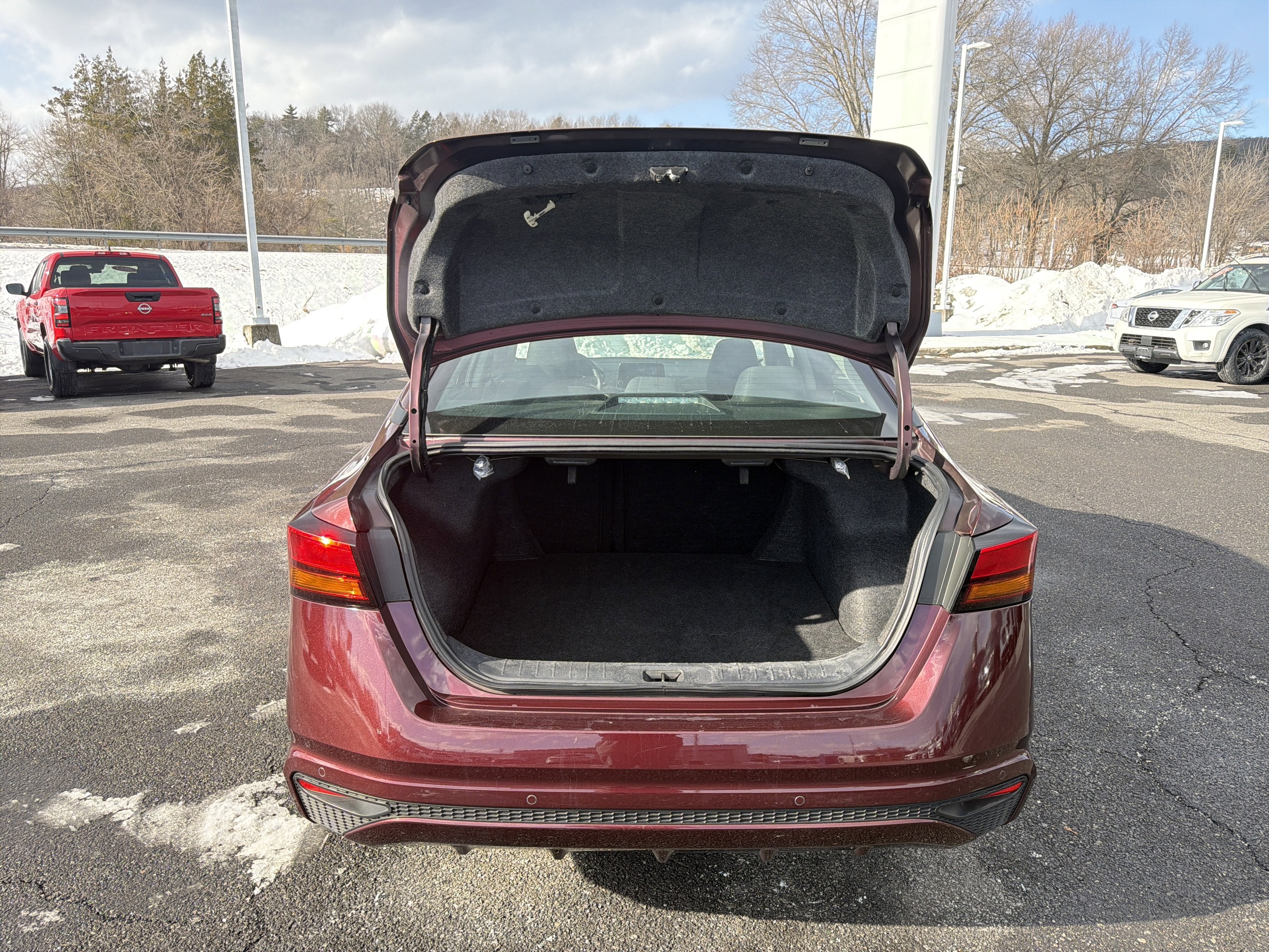 2025 Nissan Altima 2.5 SV