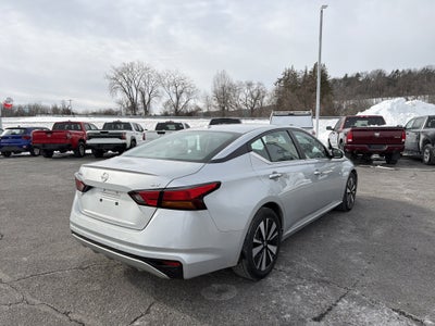 2022 Nissan Altima 2.5 SV