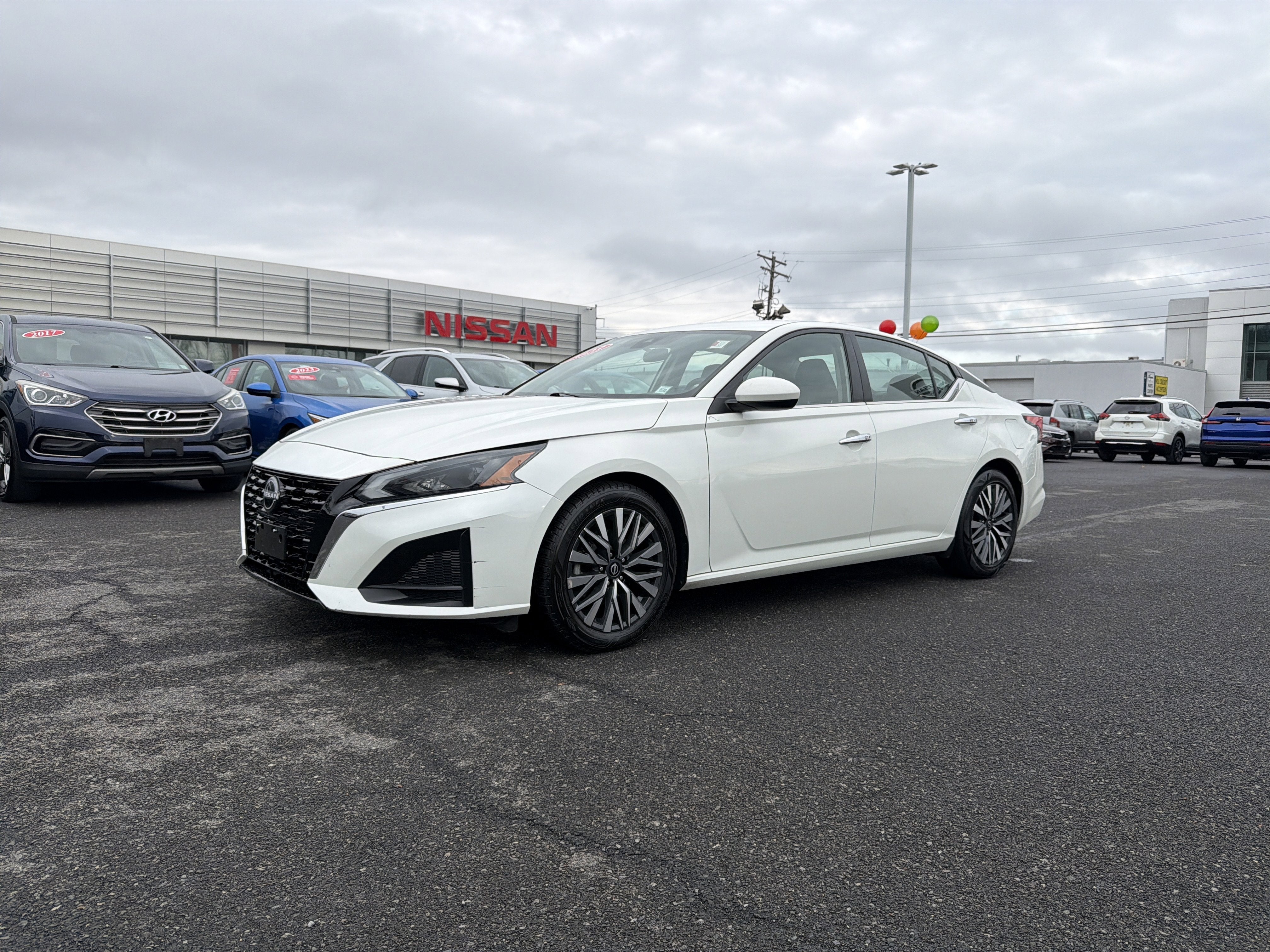 2023 Nissan Altima 2.5 SV