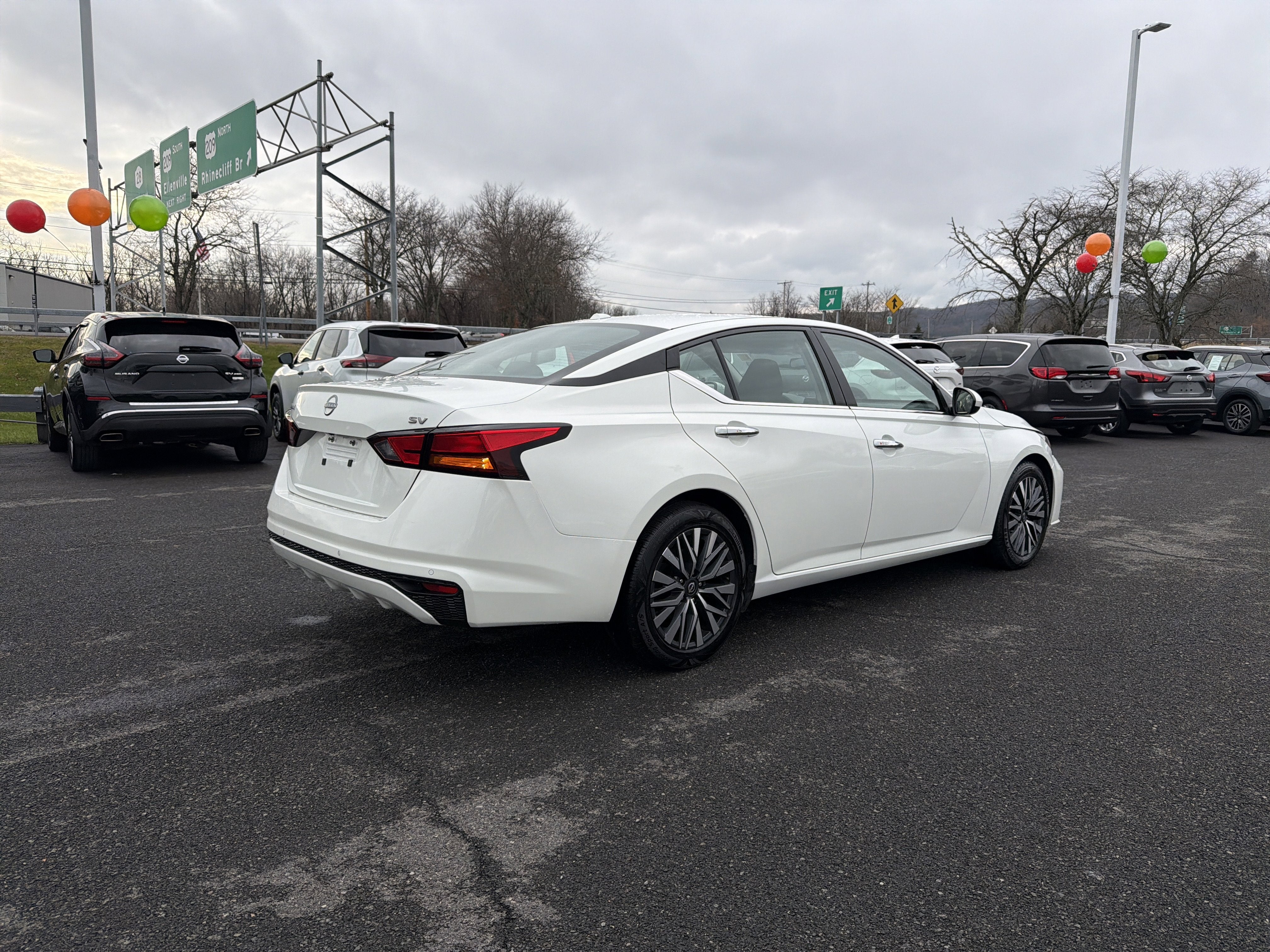 2023 Nissan Altima 2.5 SV