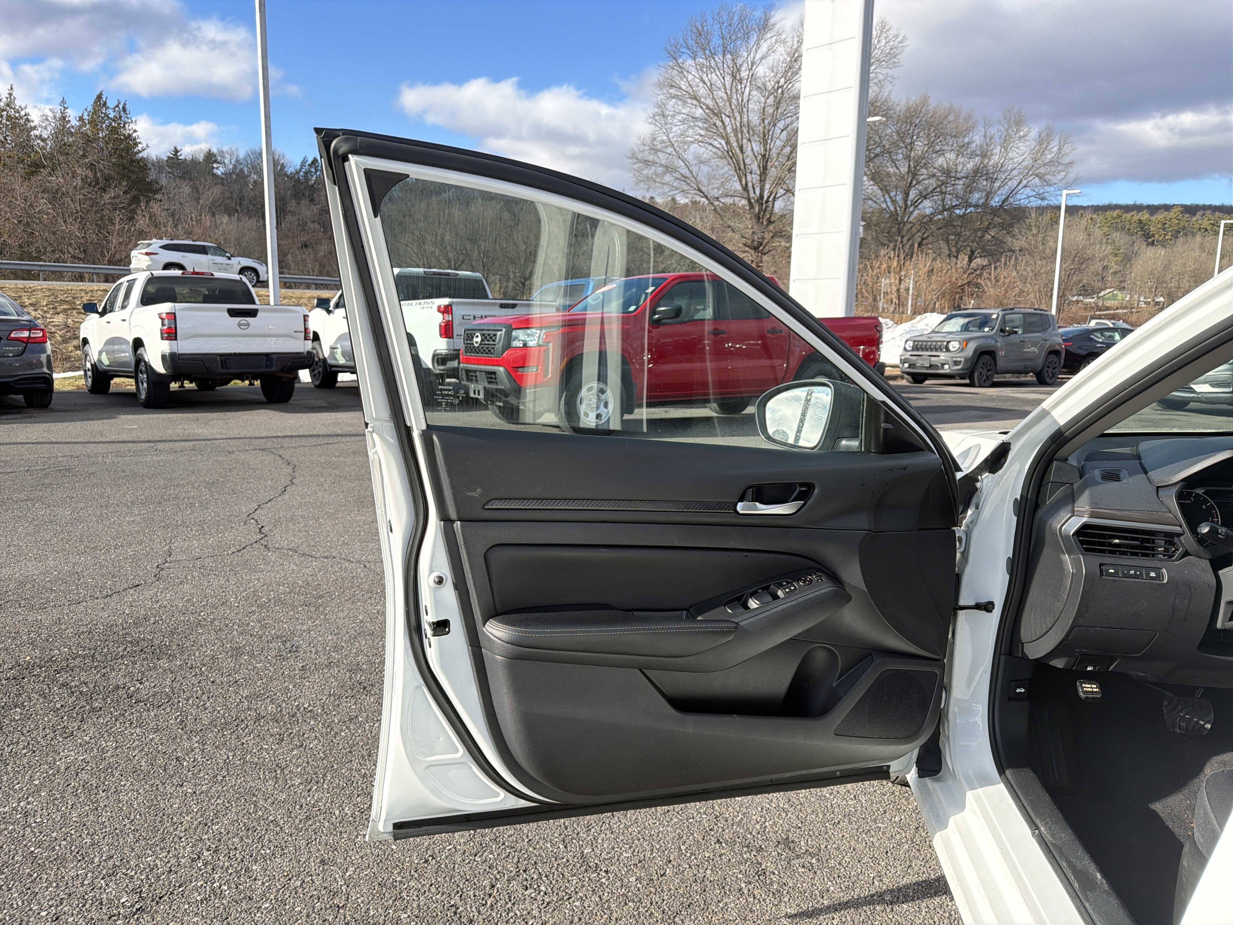 2025 Nissan Altima 2.5 SV