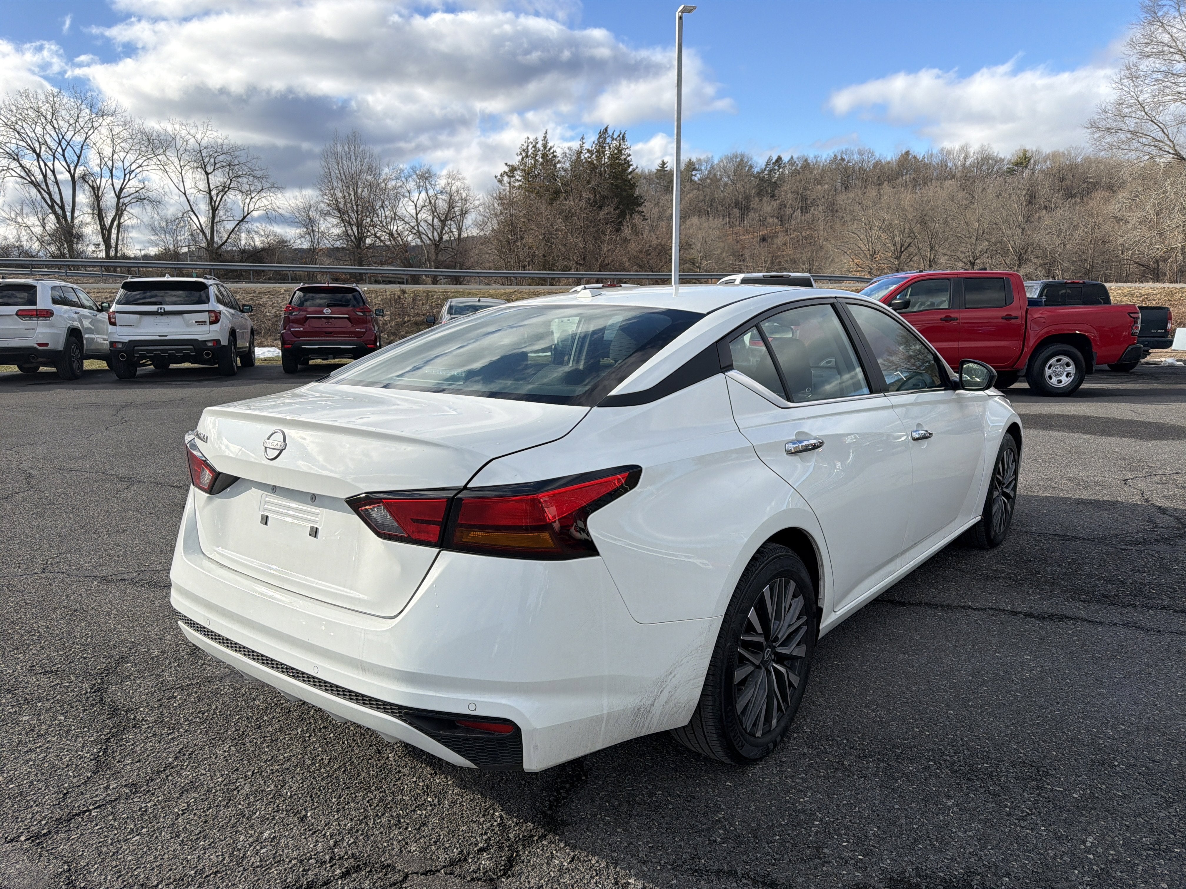 2025 Nissan Altima 2.5 SV