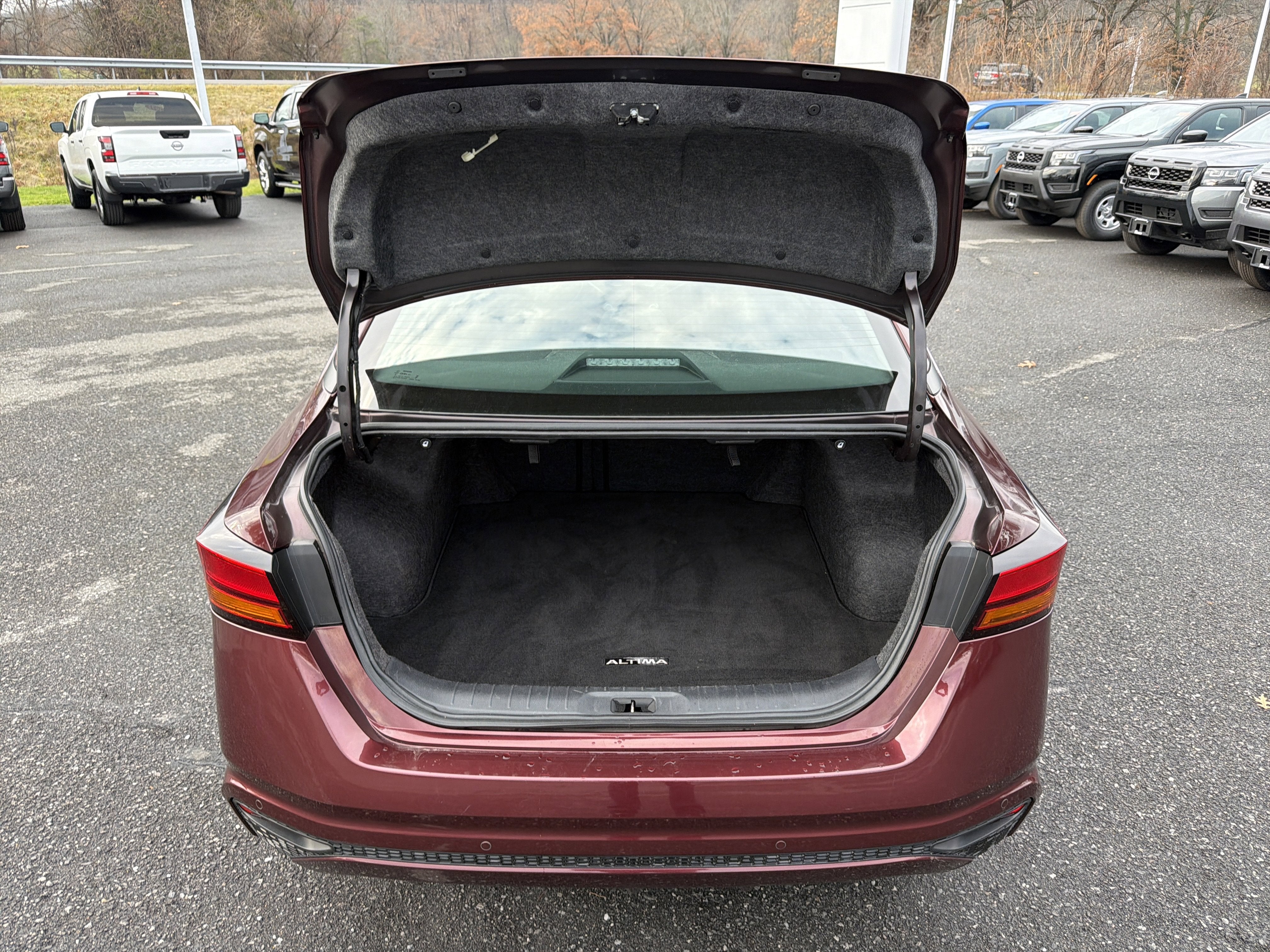 2023 Nissan Altima 2.5 SV