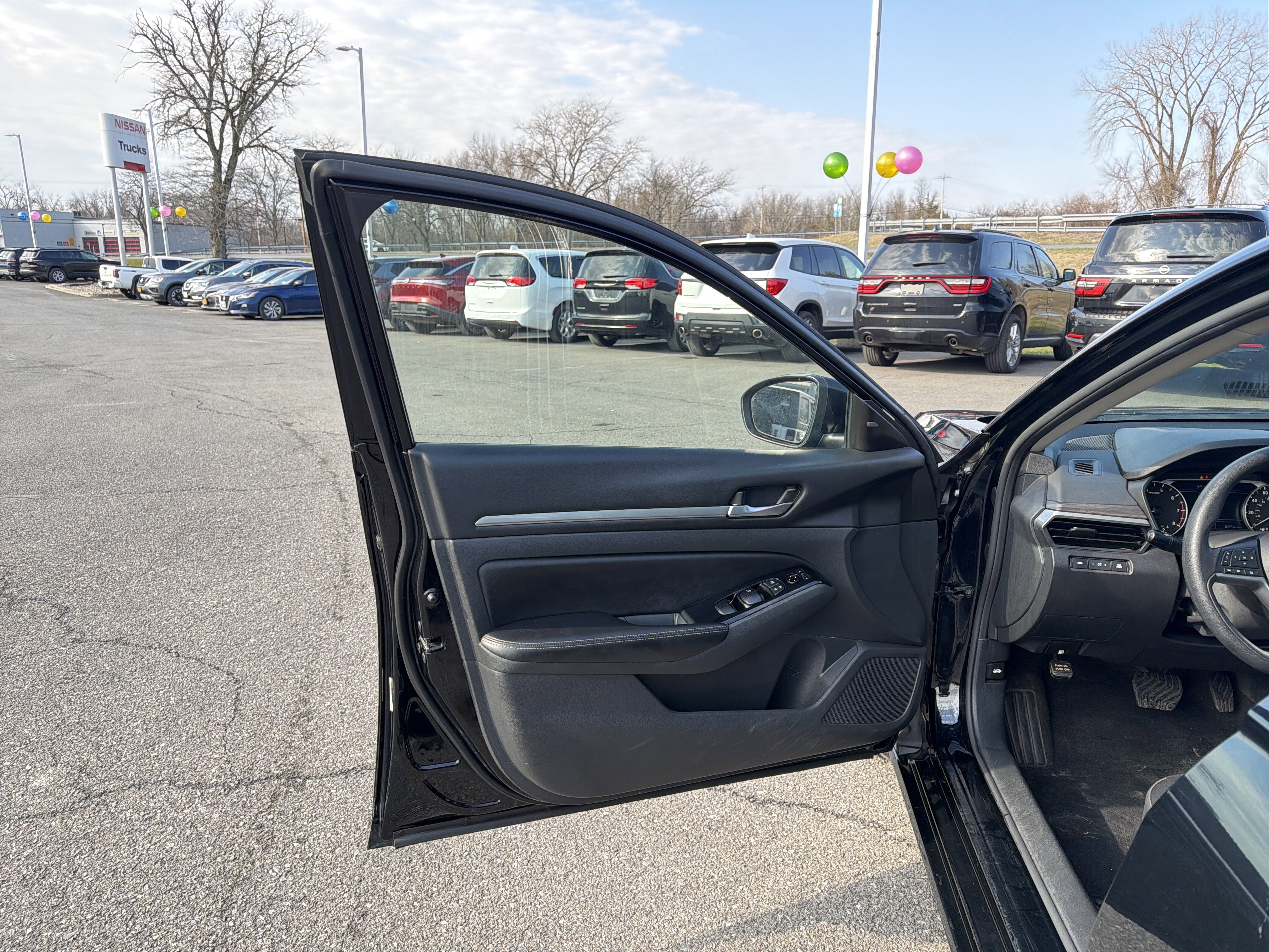 2023 Nissan Altima 2.5 SV