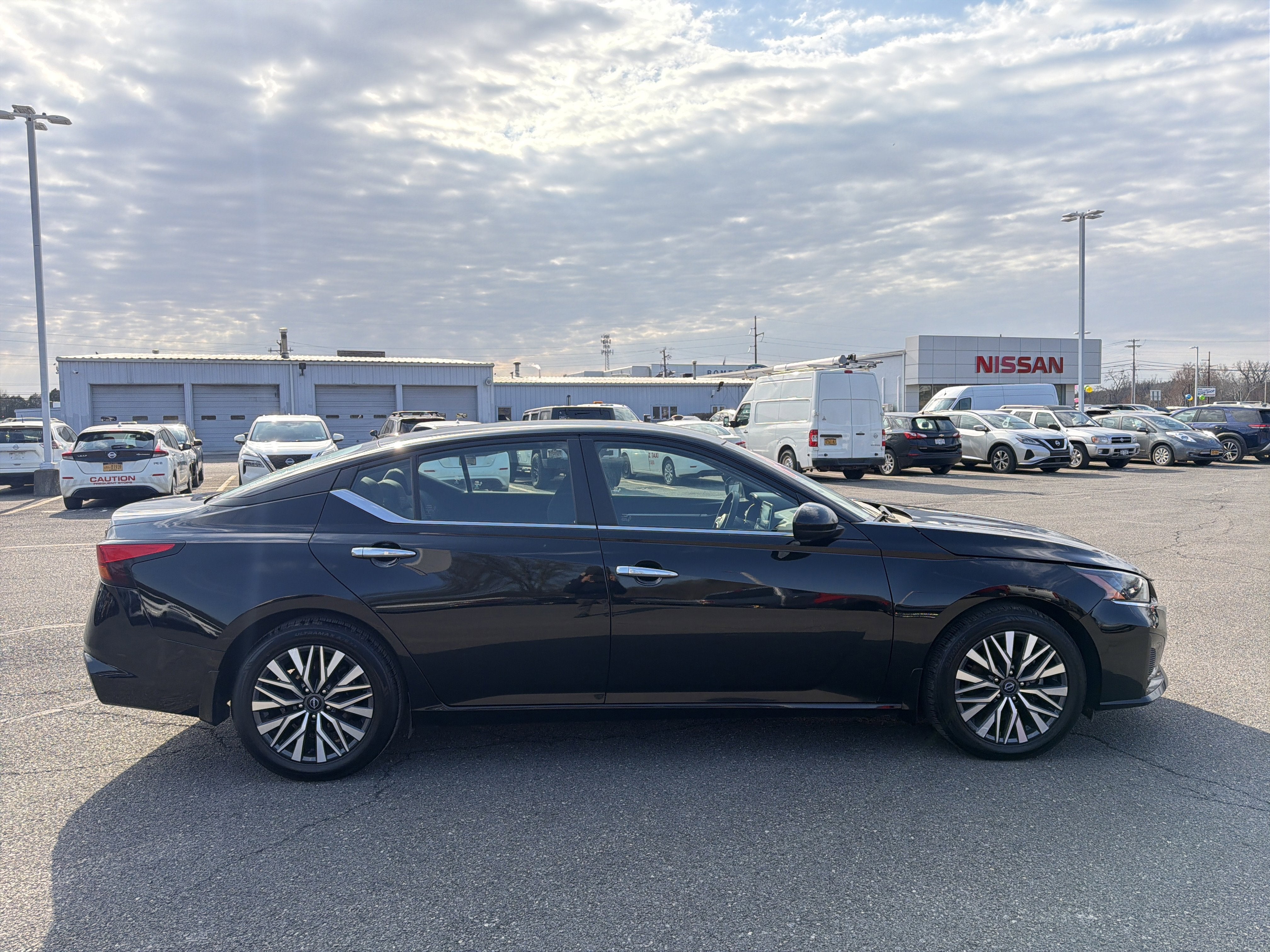 2023 Nissan Altima 2.5 SV