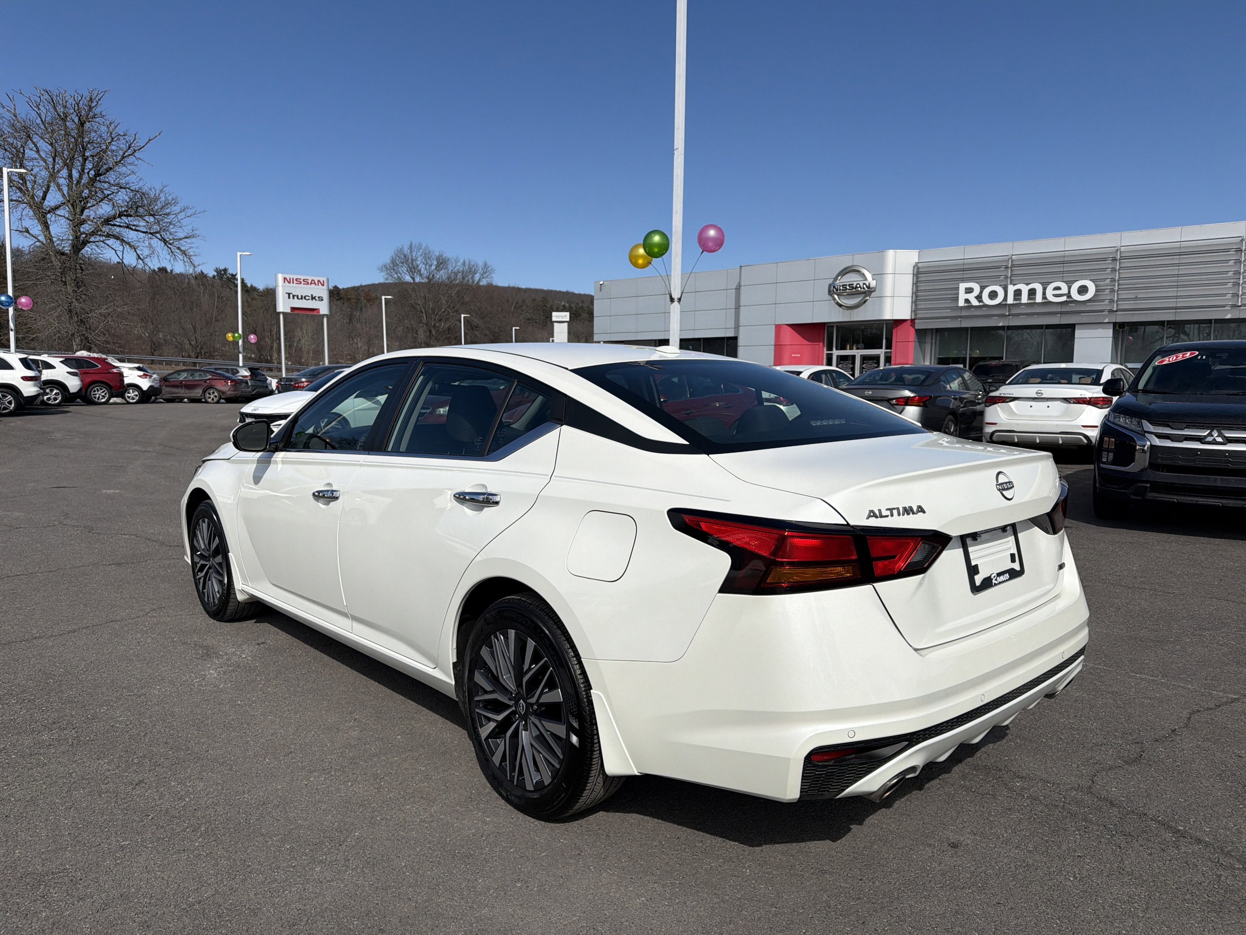 2024 Nissan Altima 2.5 SV