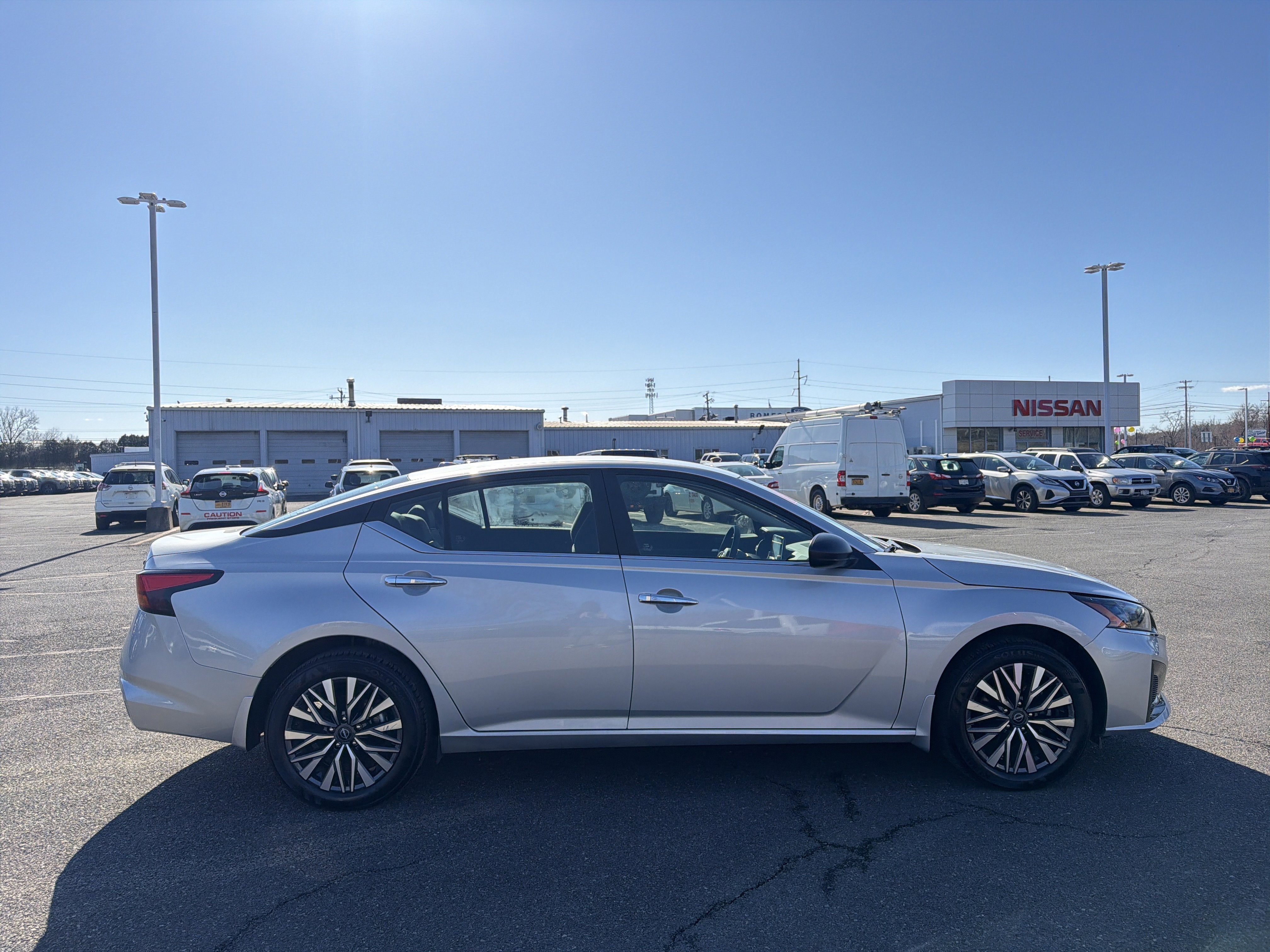 2024 Nissan Altima 2.5 SV