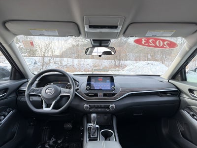 2023 Nissan Altima 2.5 SV