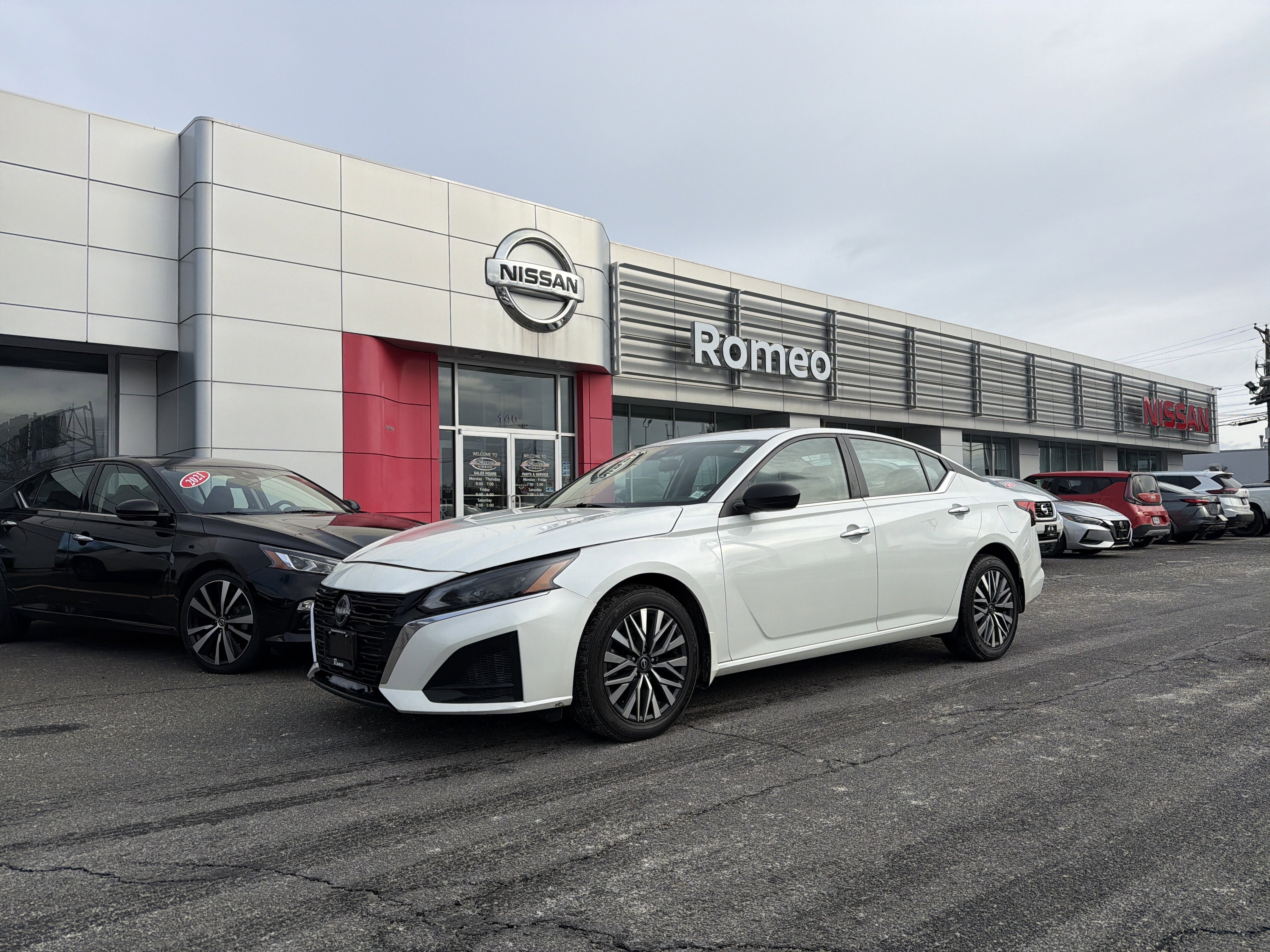 2024 Nissan Altima 2.5 SV