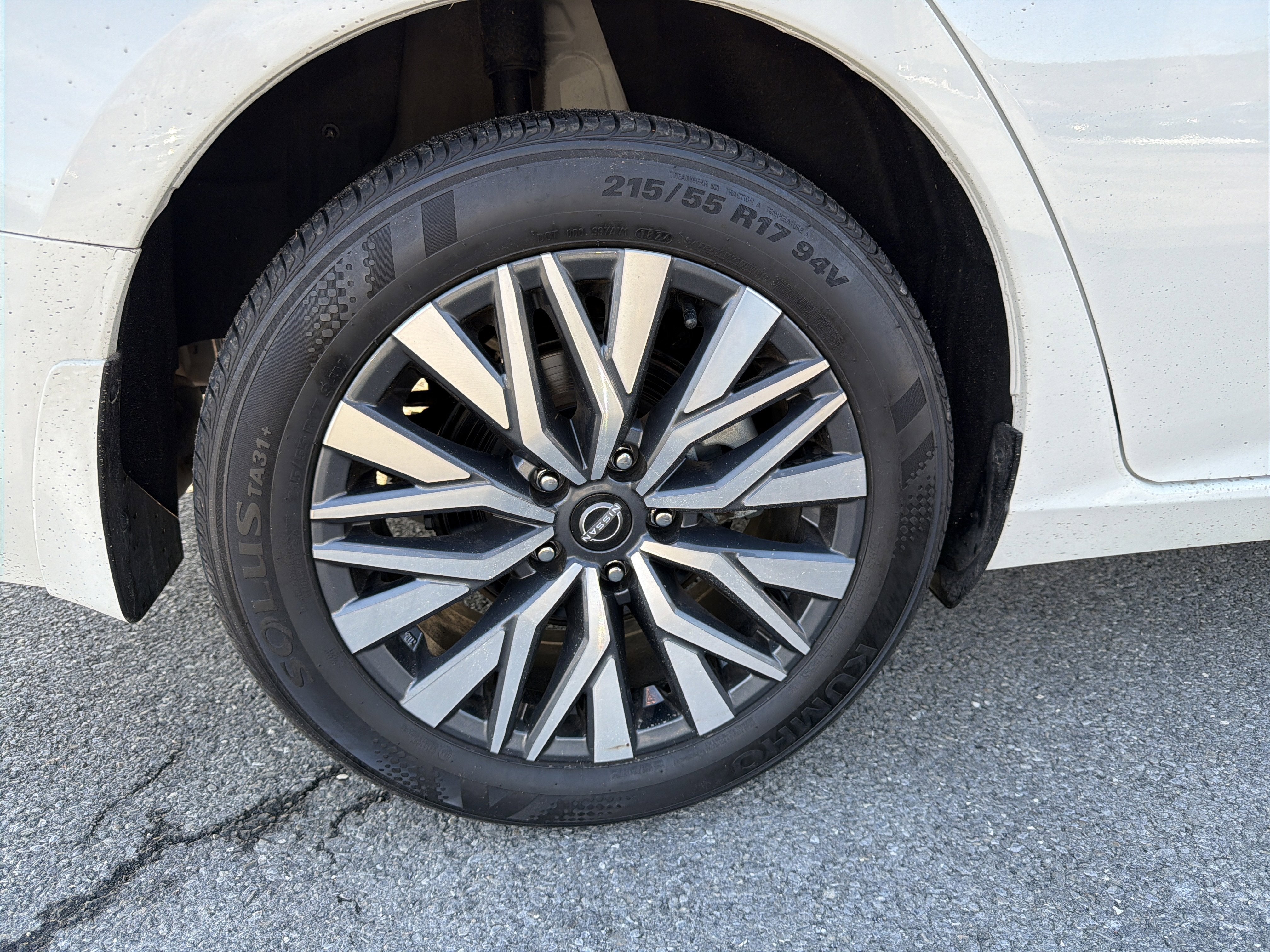 2024 Nissan Altima 2.5 SV