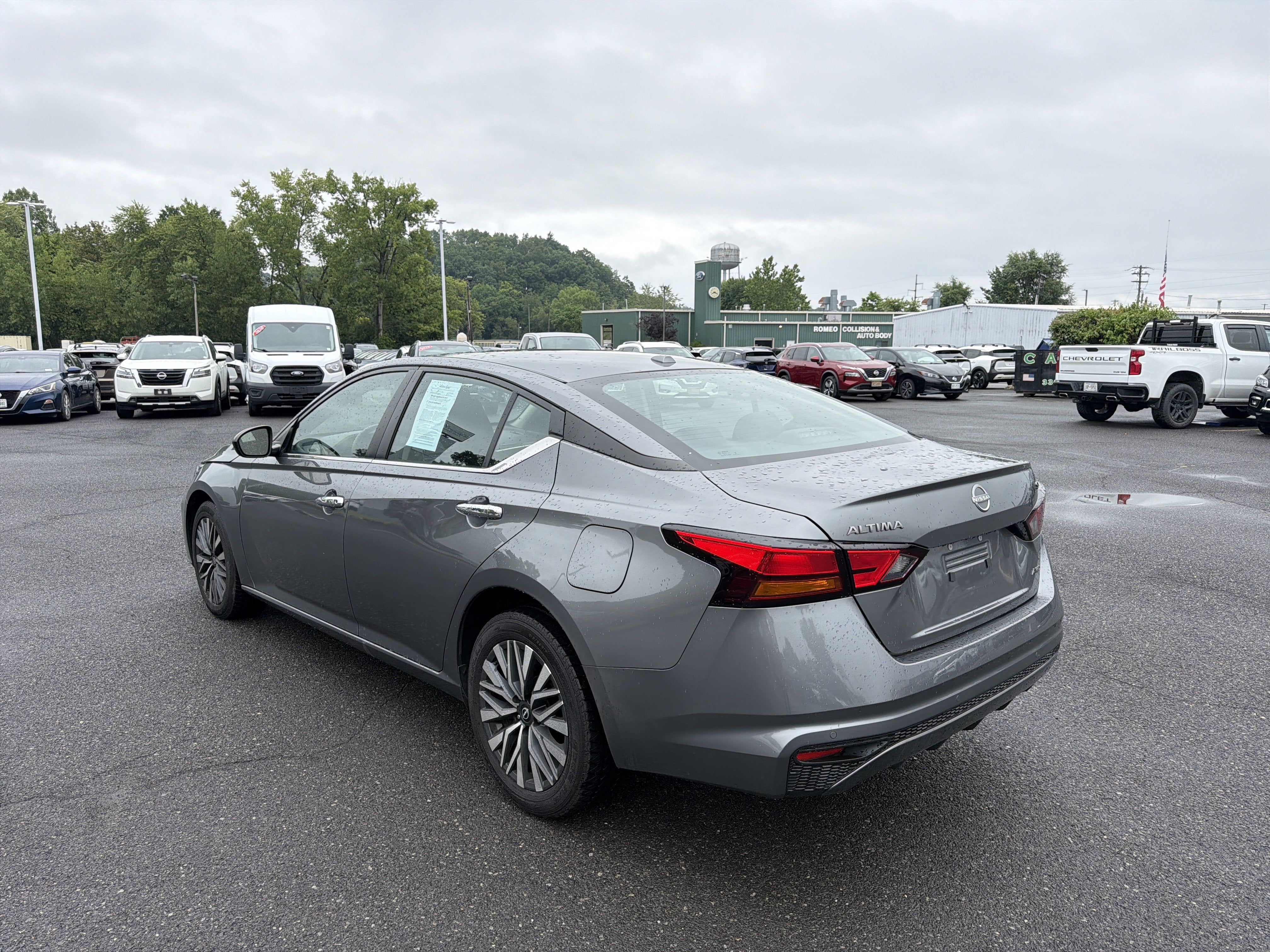 2024 Nissan Altima 2.5 SV