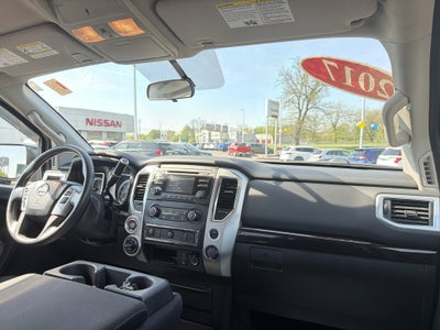 2017 Nissan Titan SV