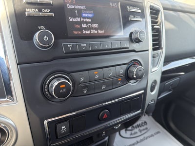 2017 Nissan Titan SV