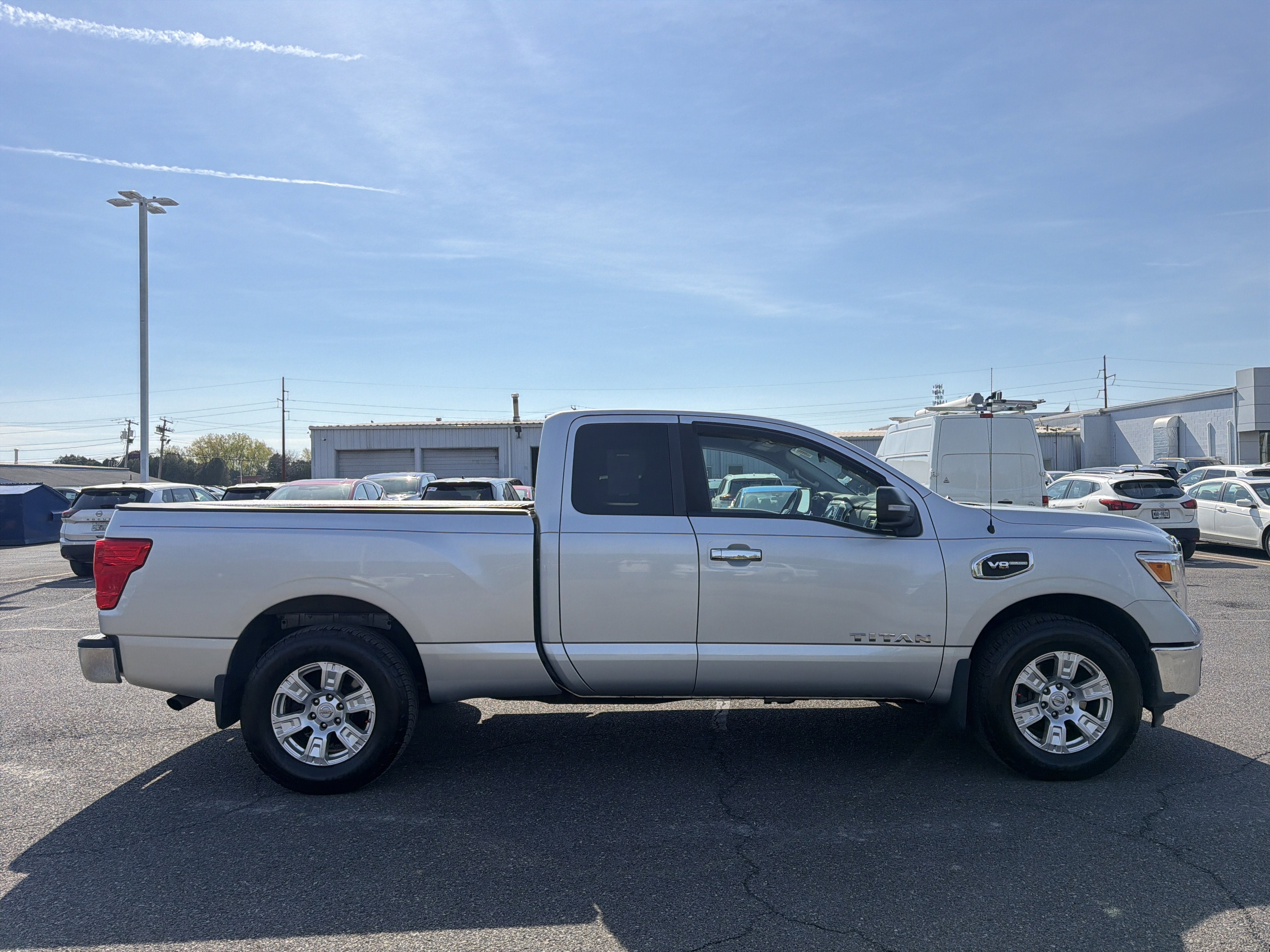 2017 Nissan Titan SV