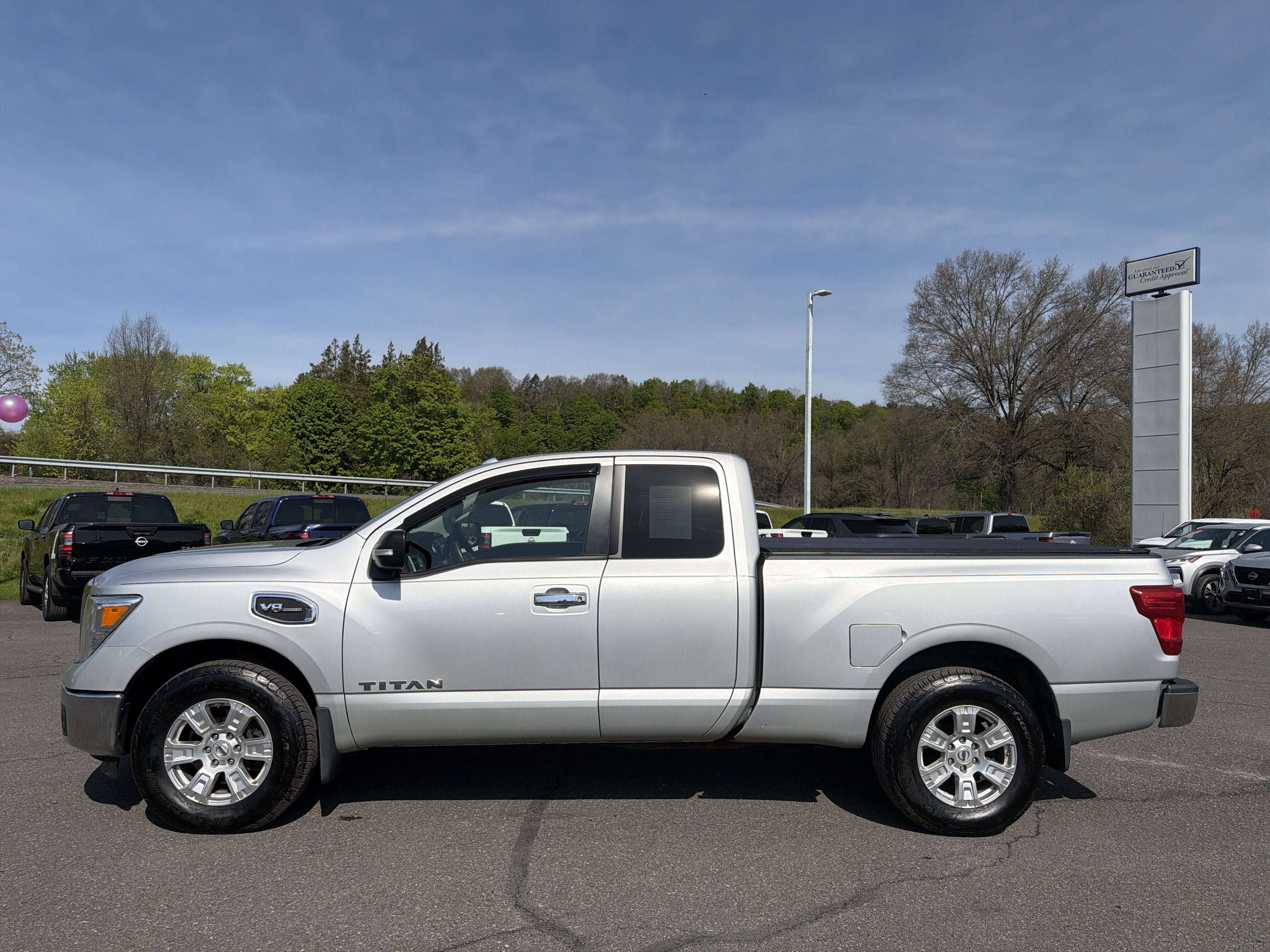 2017 Nissan Titan SV