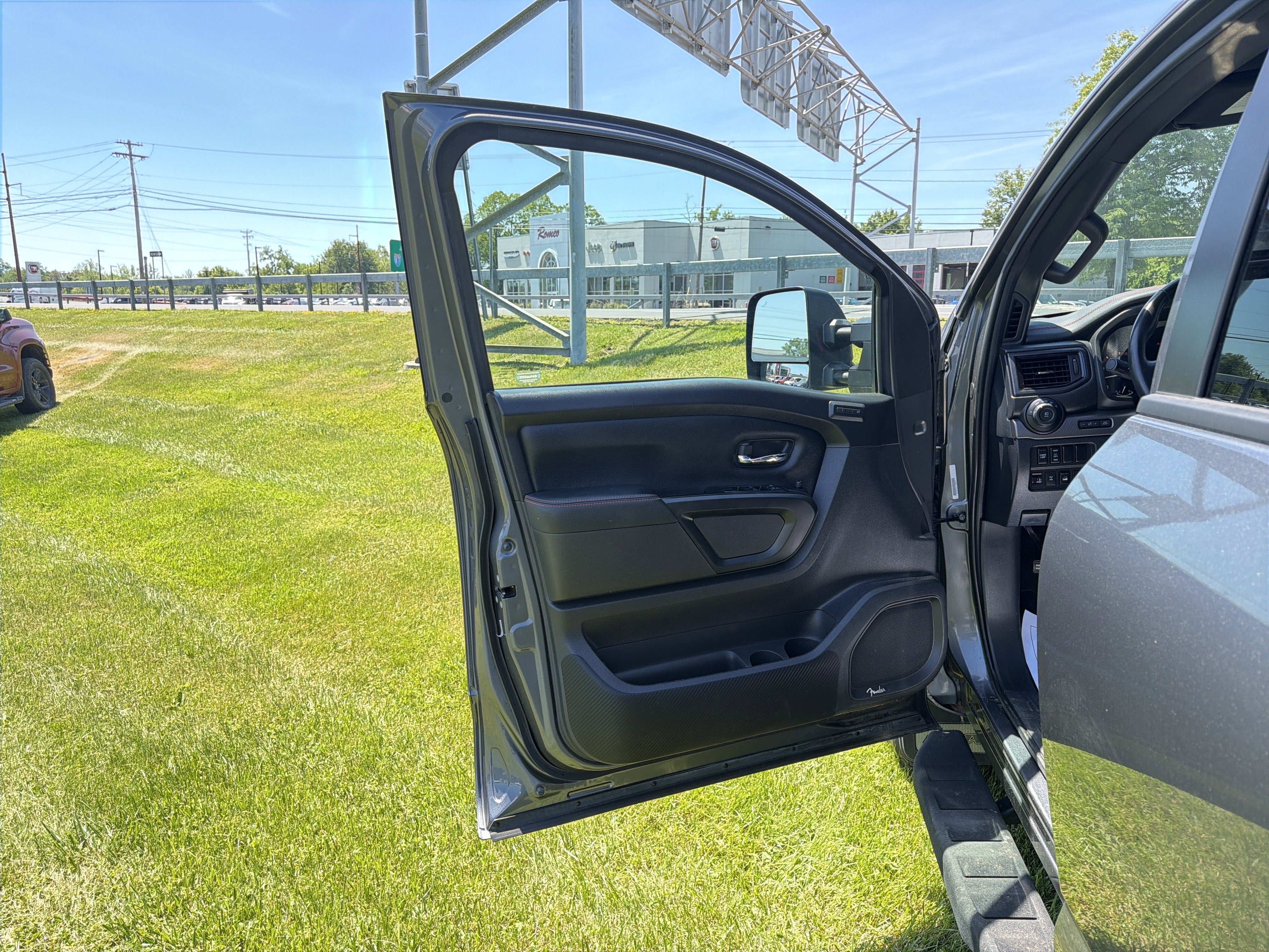2023 Nissan Titan PRO-4X