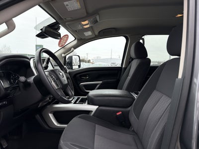 2020 Nissan Titan SV