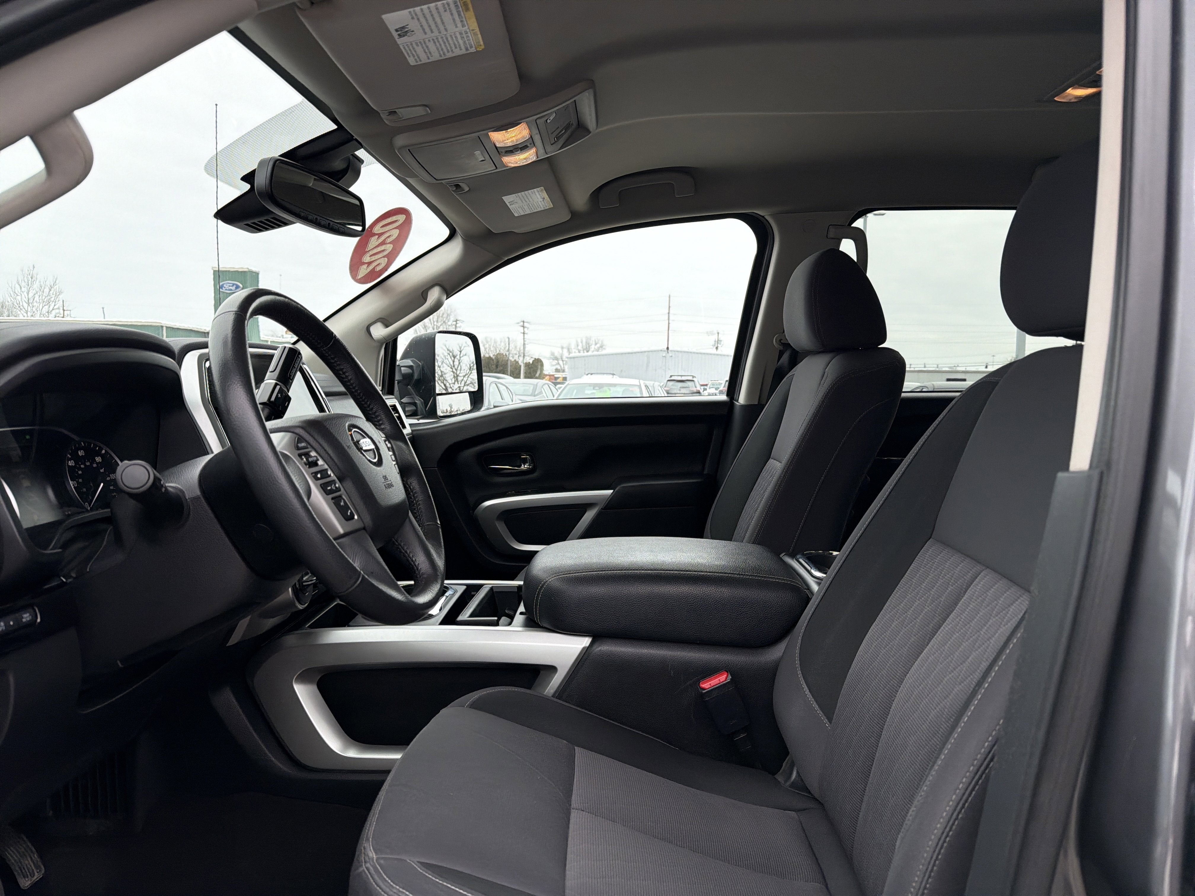 2020 Nissan Titan SV