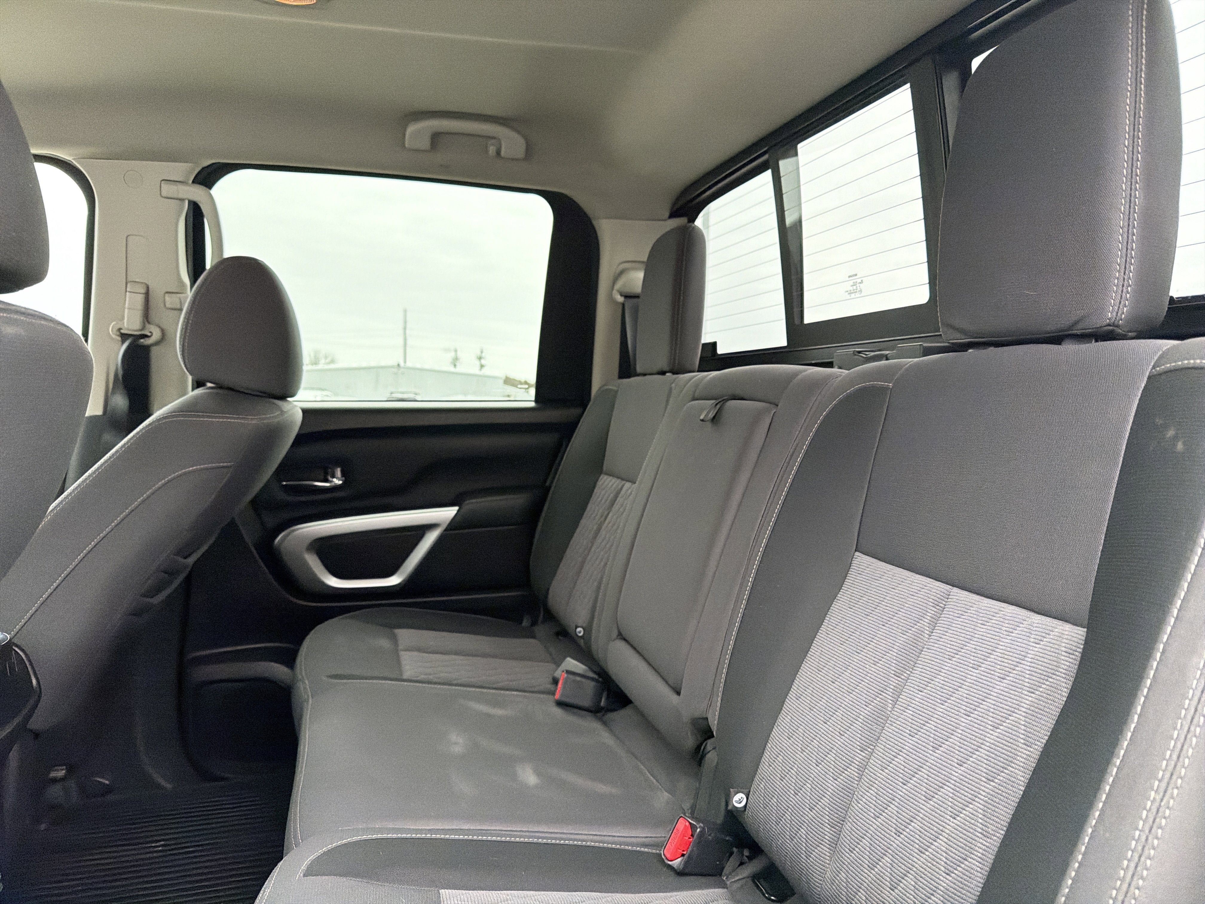 2020 Nissan Titan SV