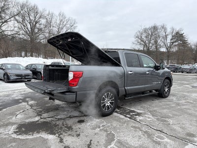 2020 Nissan Titan SV