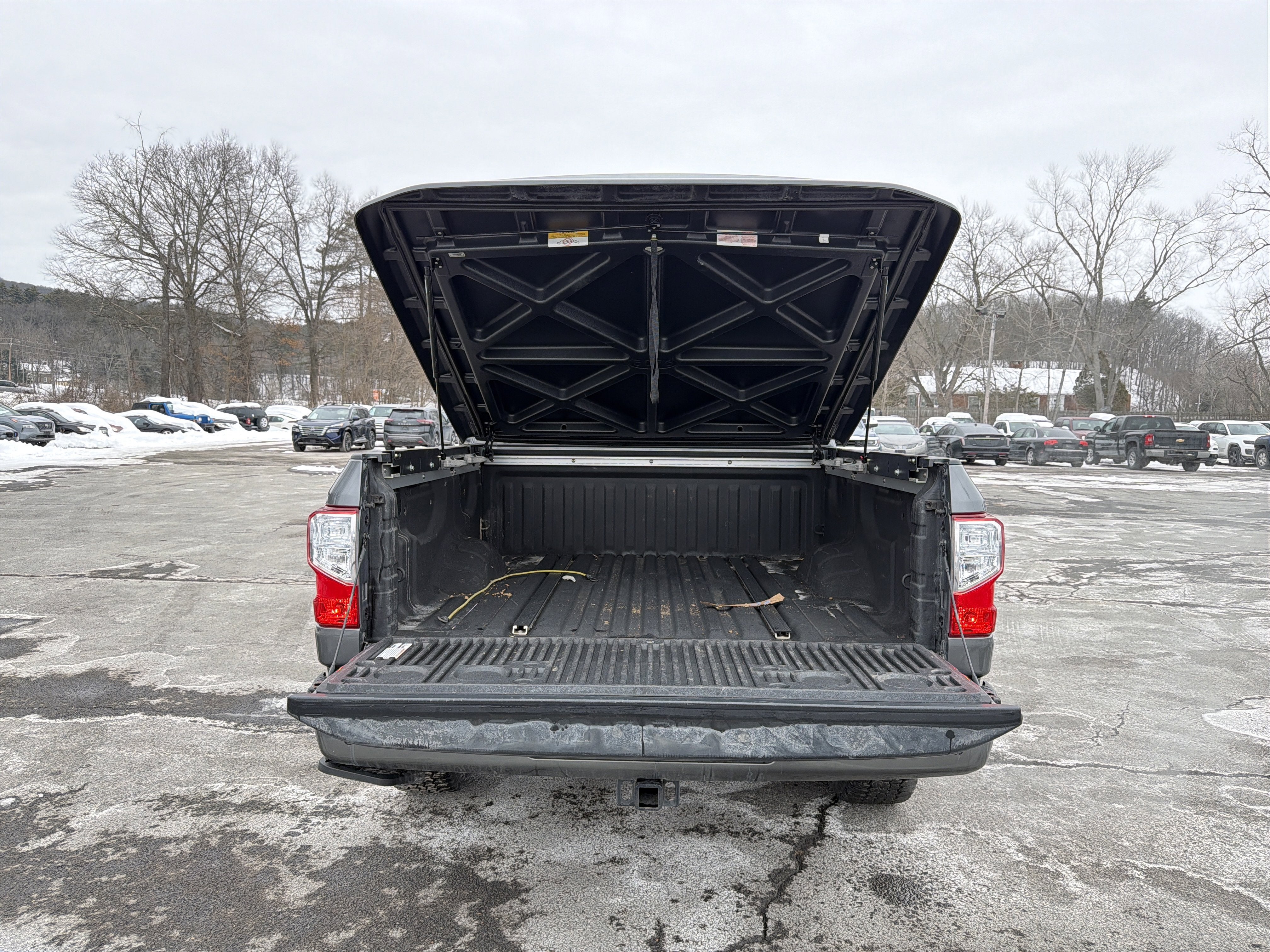 2020 Nissan Titan SV