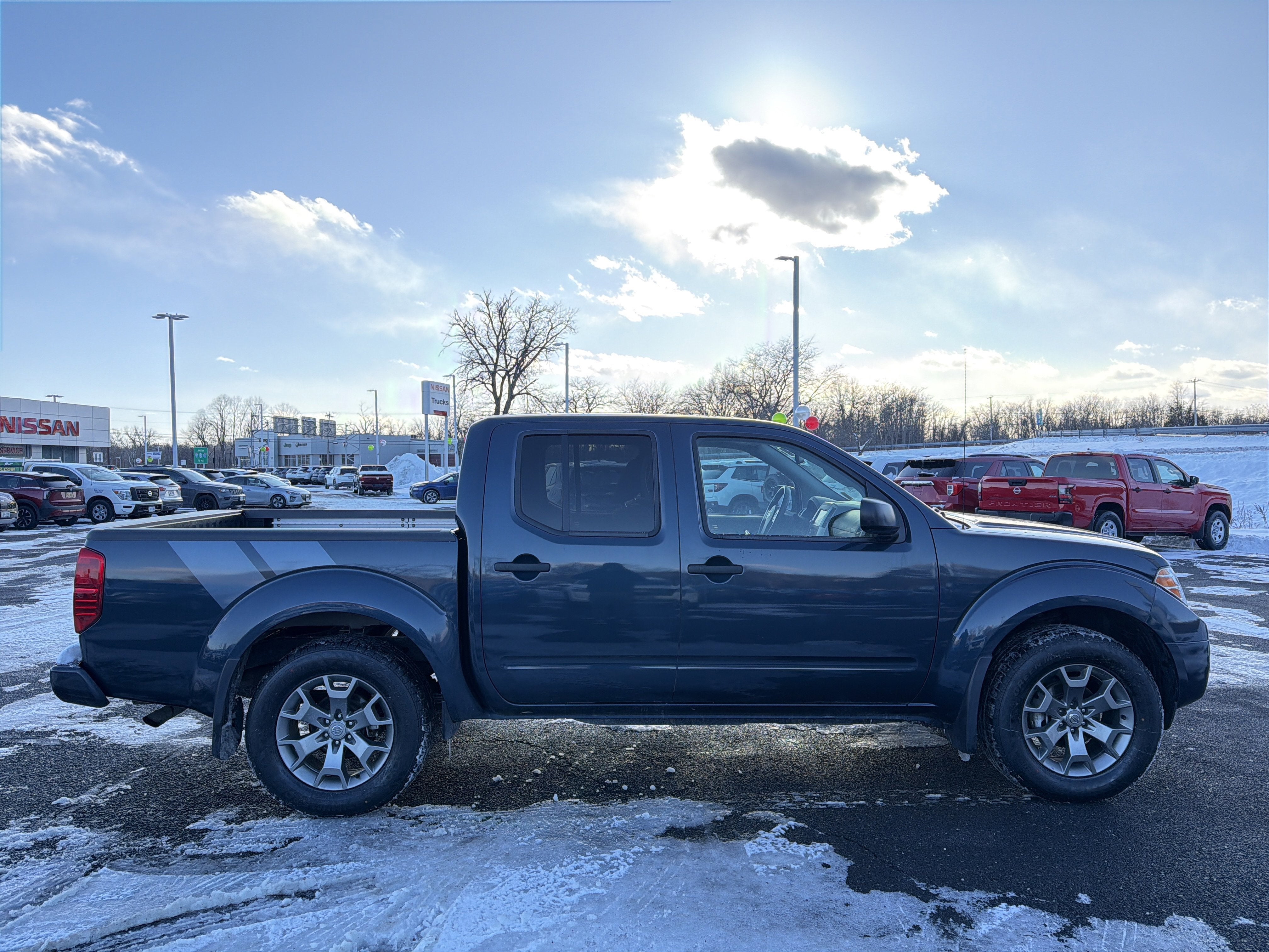 2021 Nissan Frontier SV