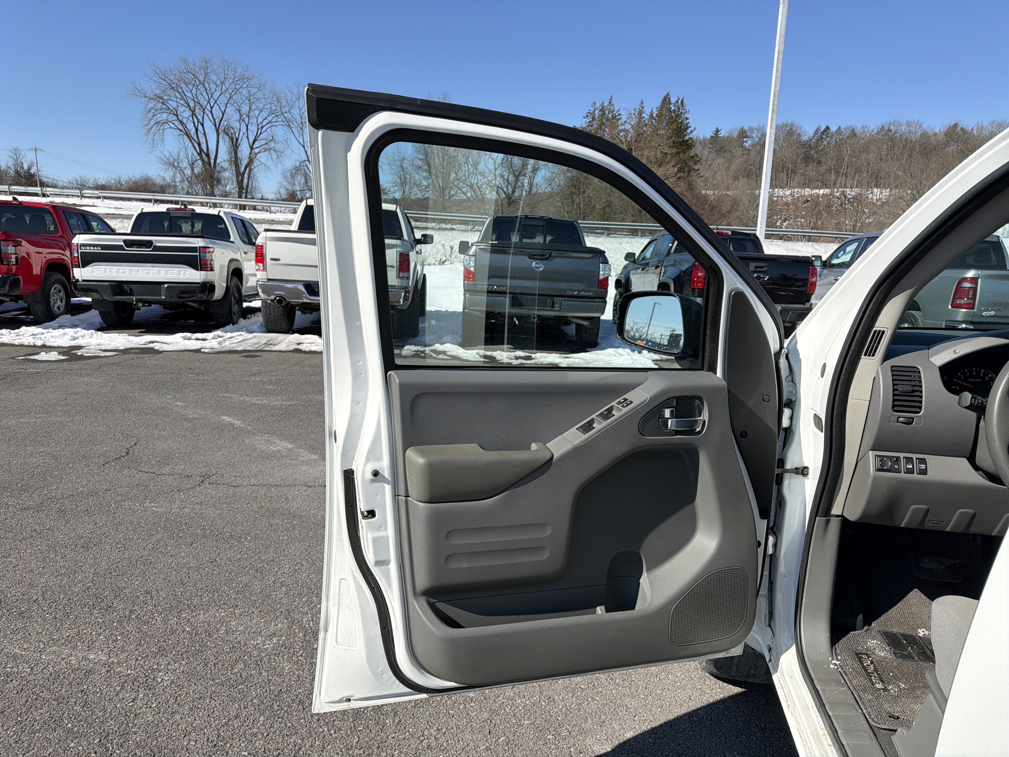2021 Nissan Frontier SV