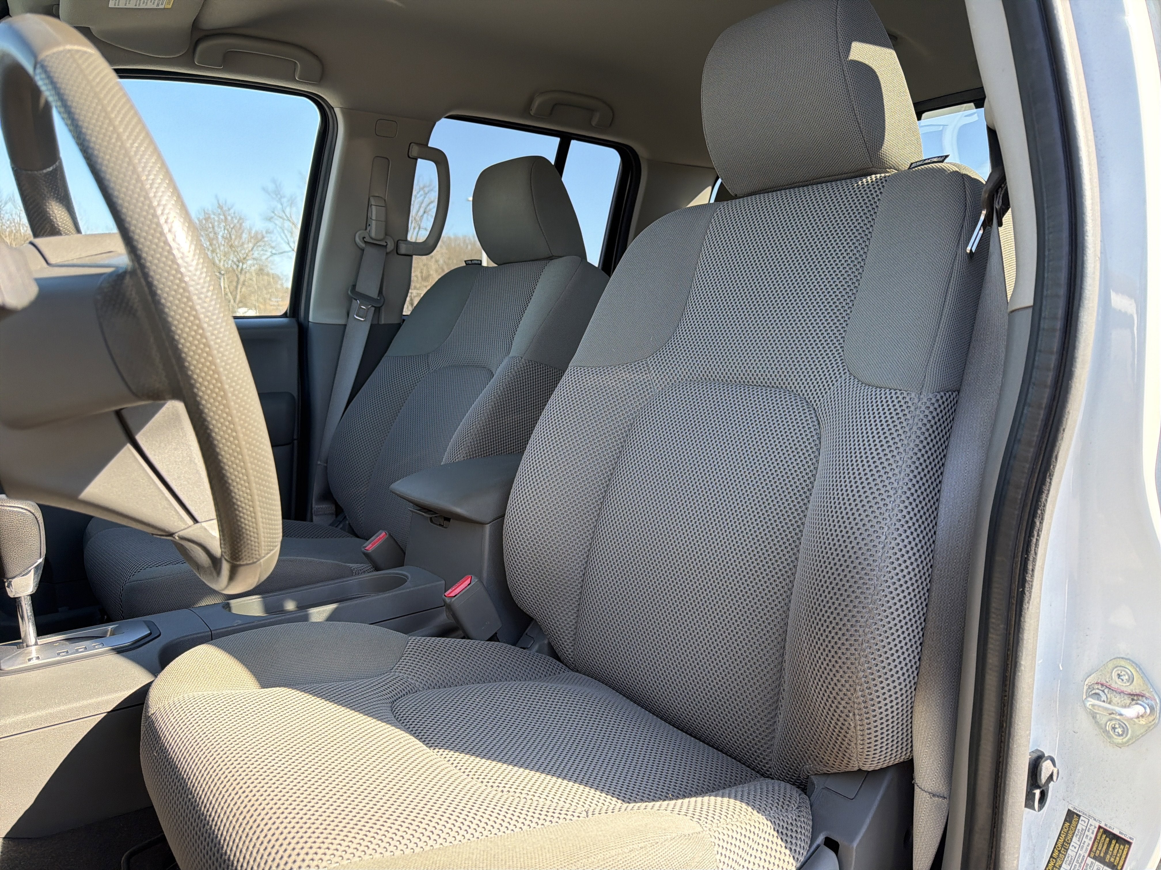 2021 Nissan Frontier SV