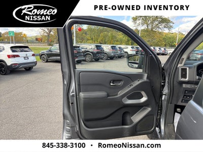 2024 Nissan Frontier SV