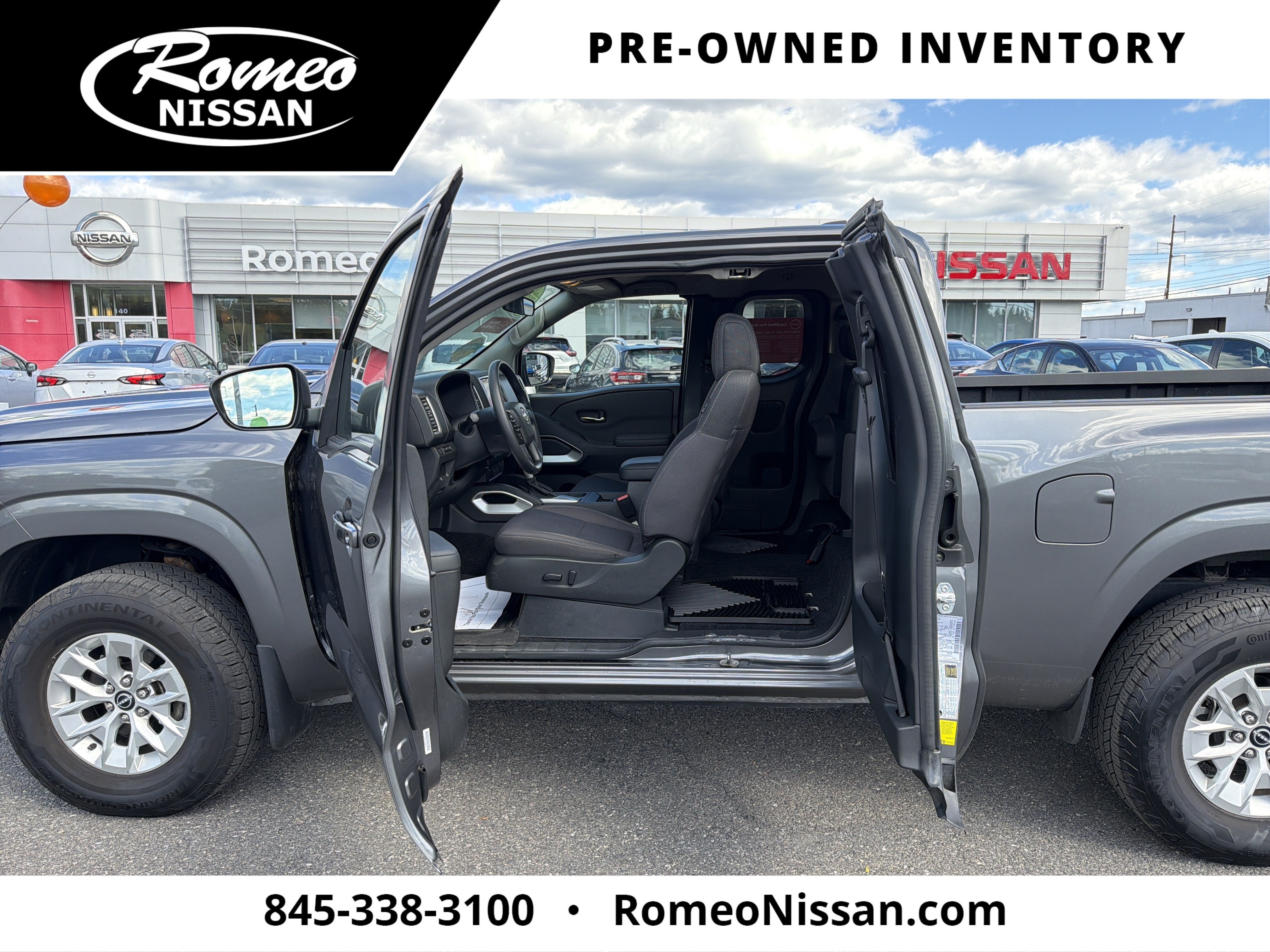 2024 Nissan Frontier SV