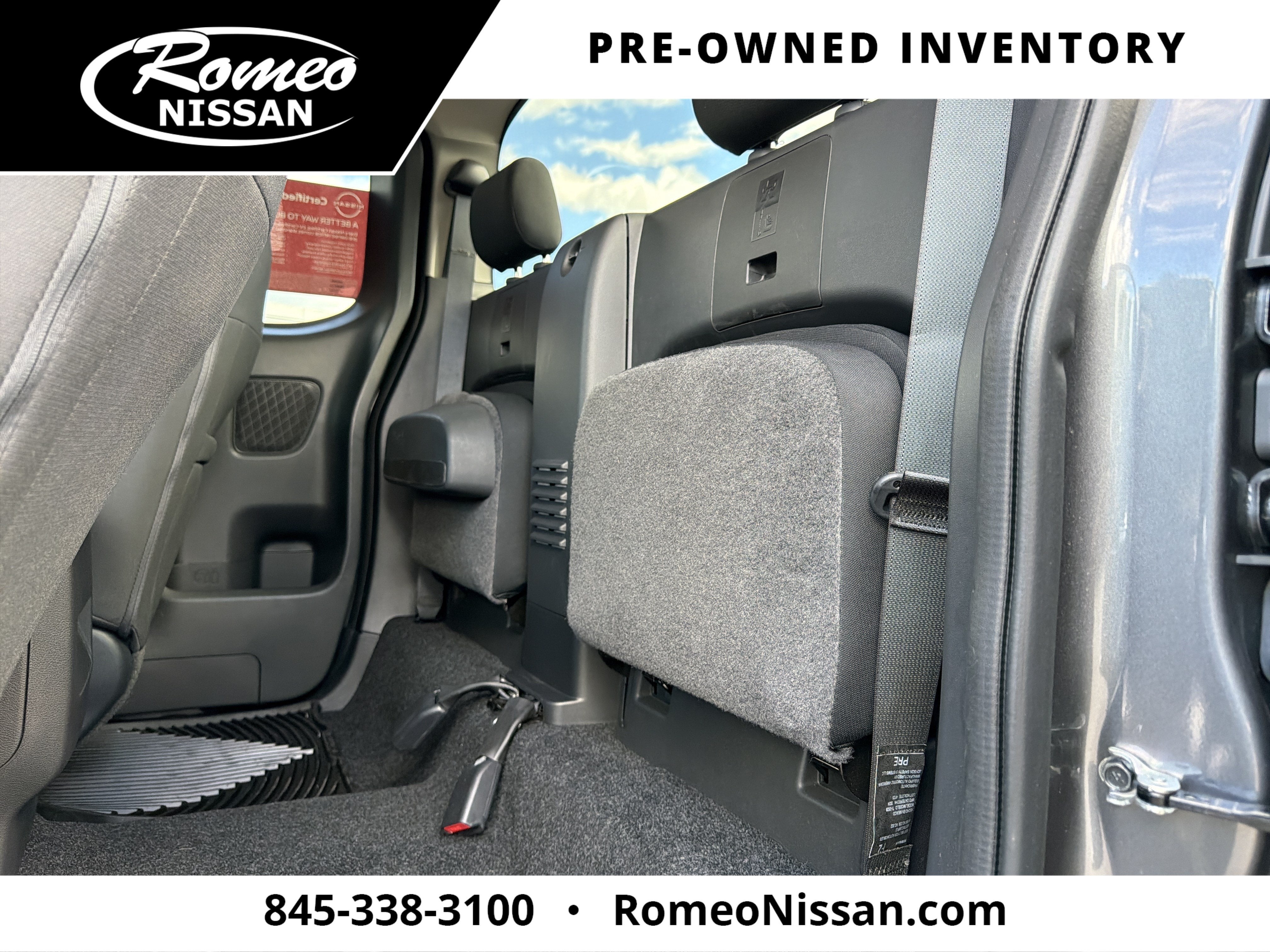 2024 Nissan Frontier SV