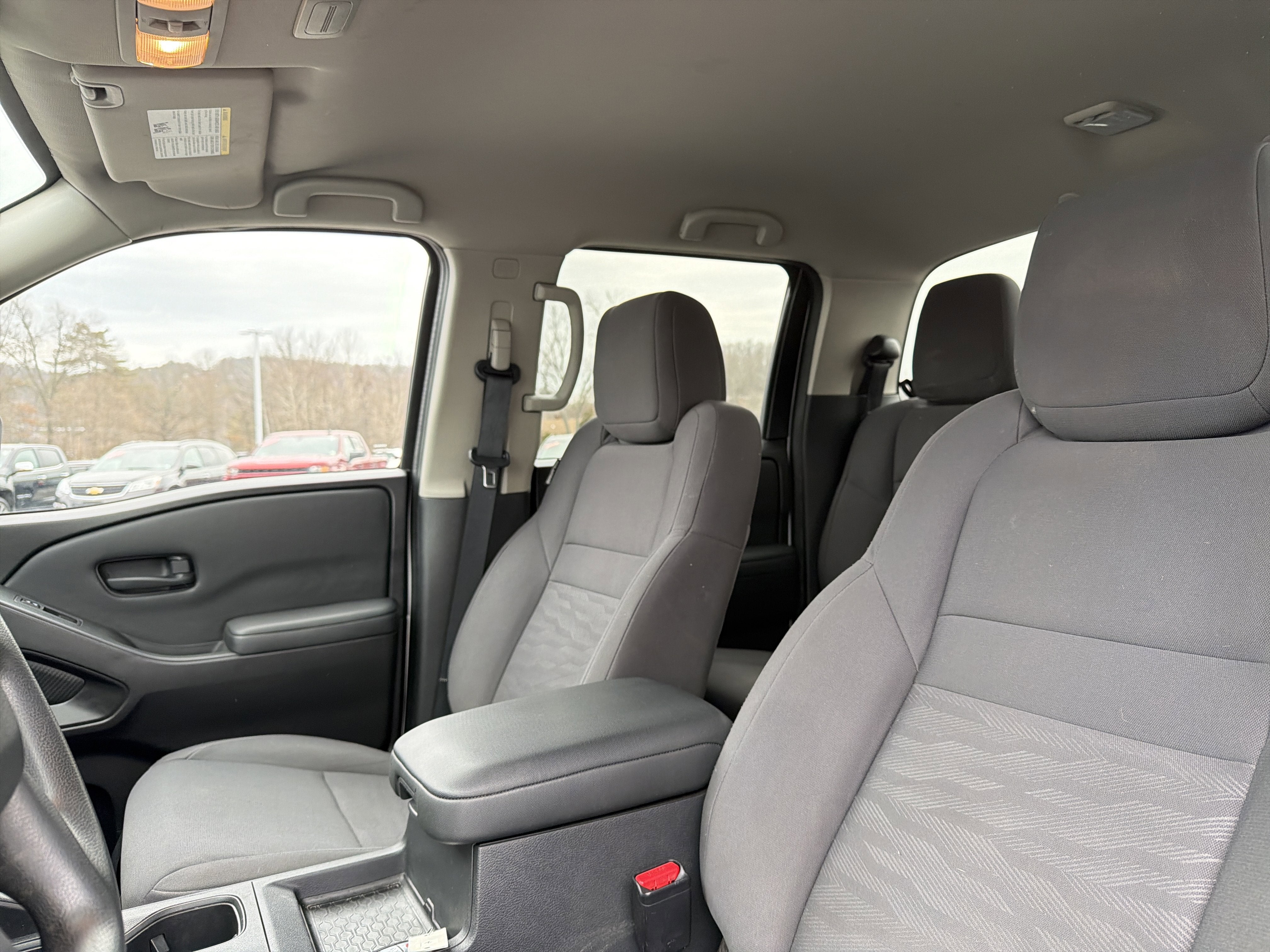 2022 Nissan Frontier S