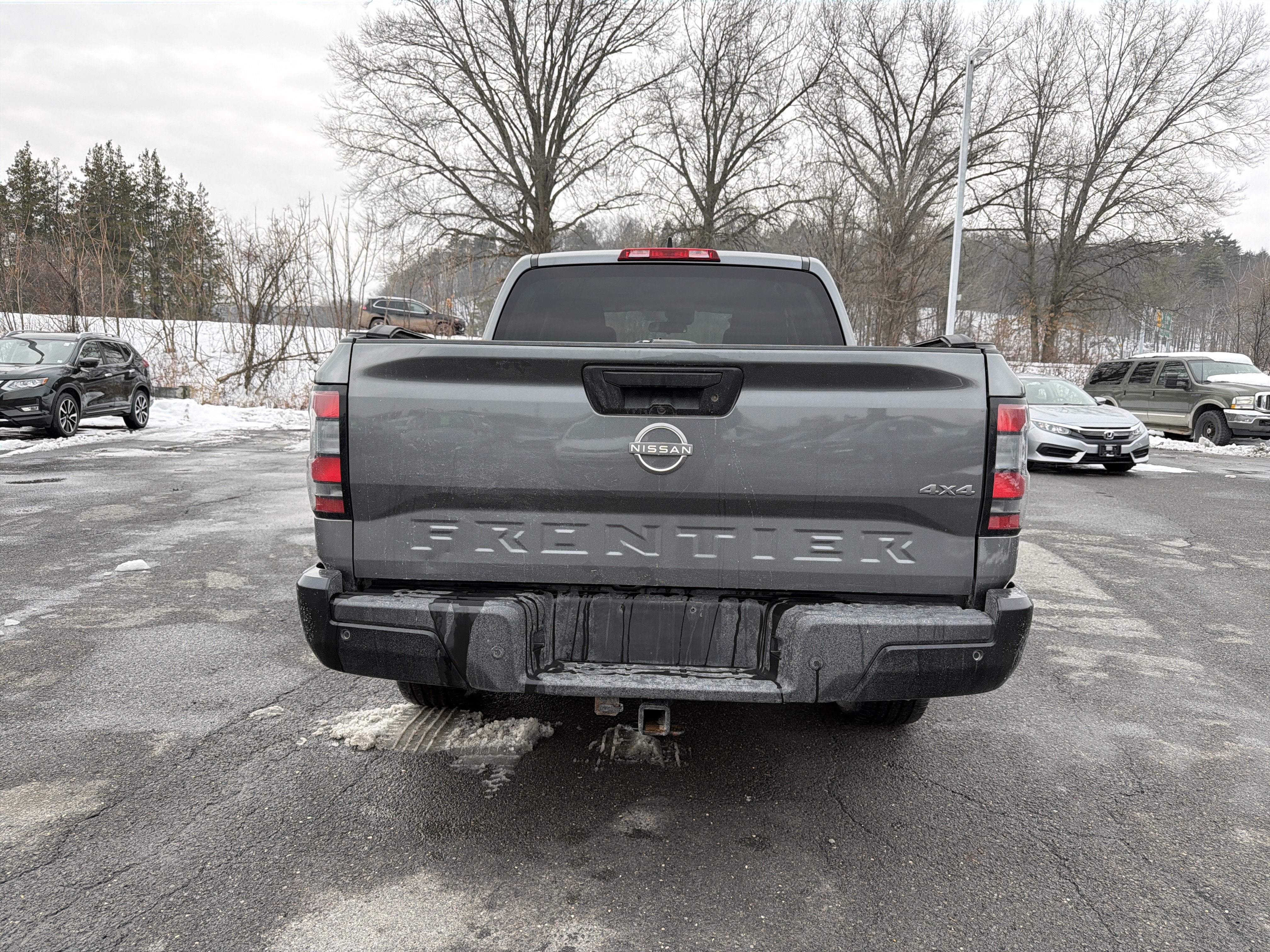 2022 Nissan Frontier S