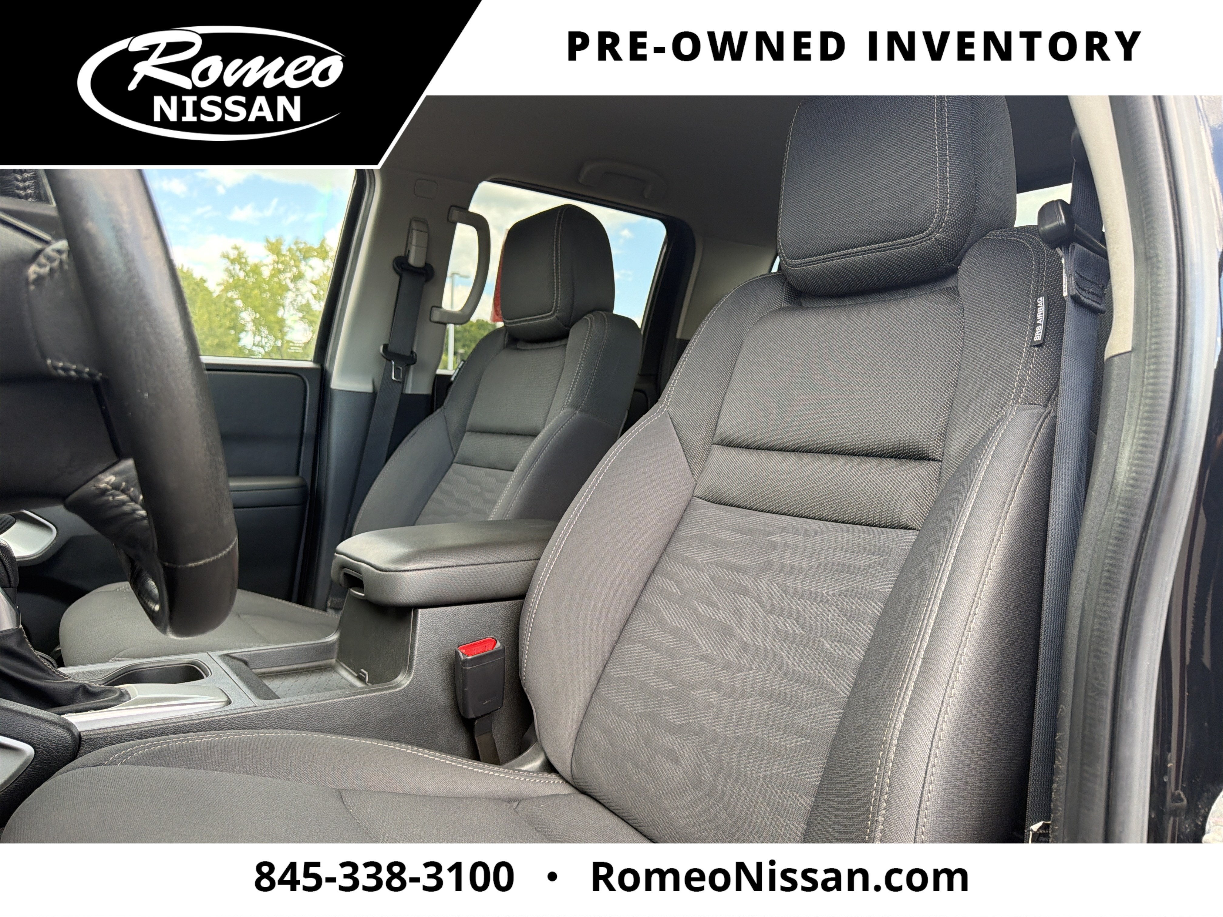 2024 Nissan Frontier SV