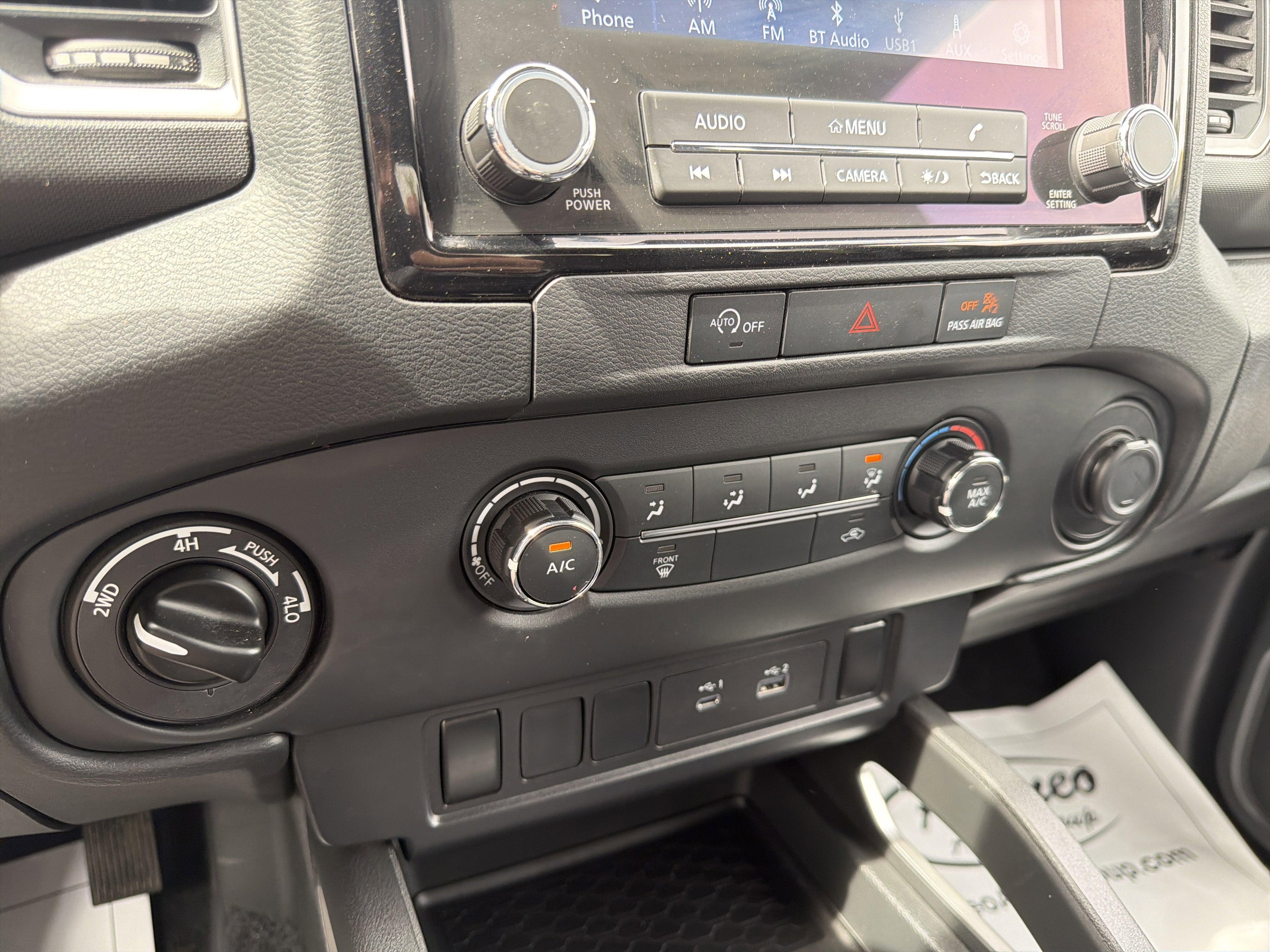 2024 Nissan Frontier SV