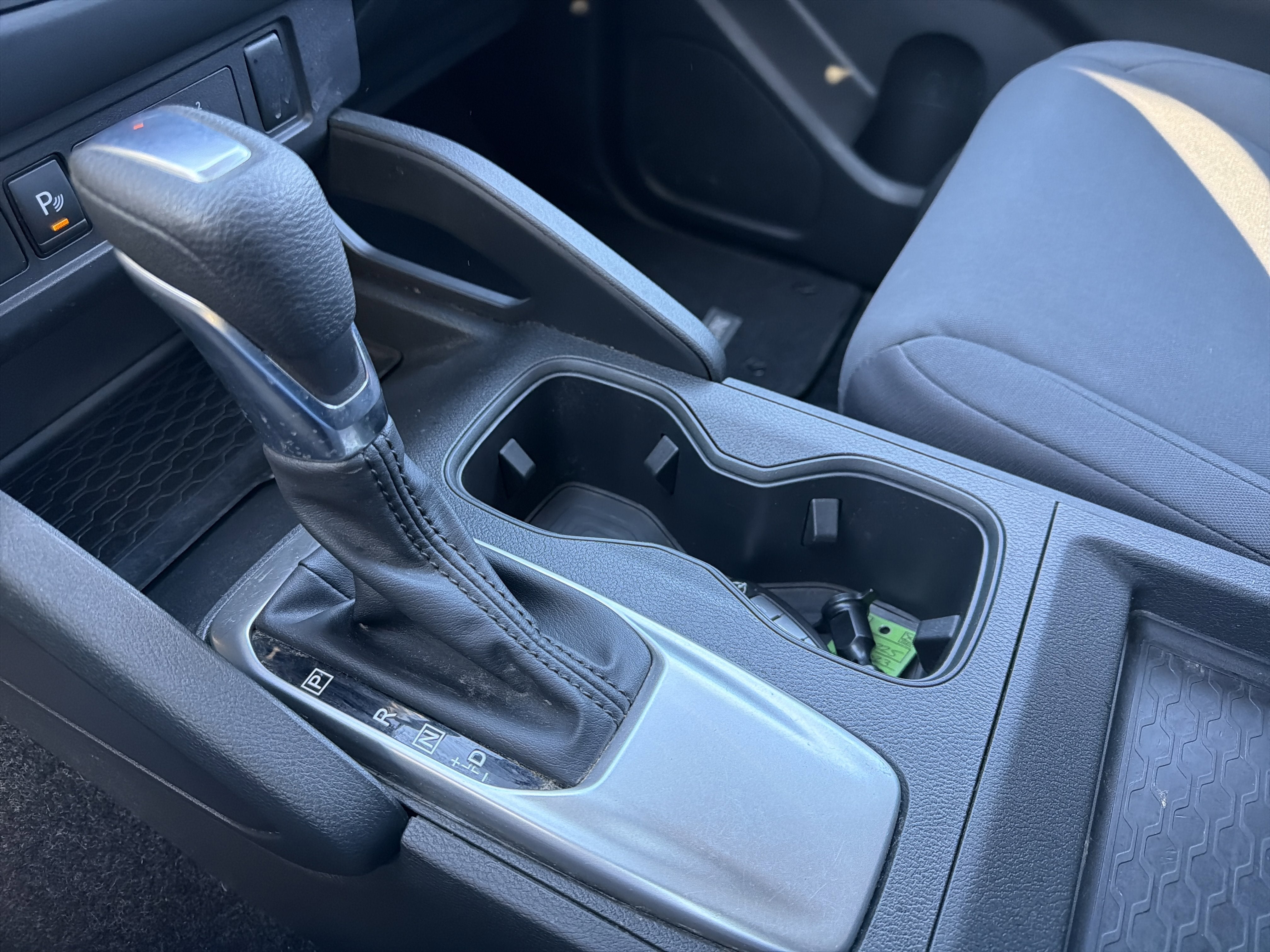 2023 Nissan Frontier S