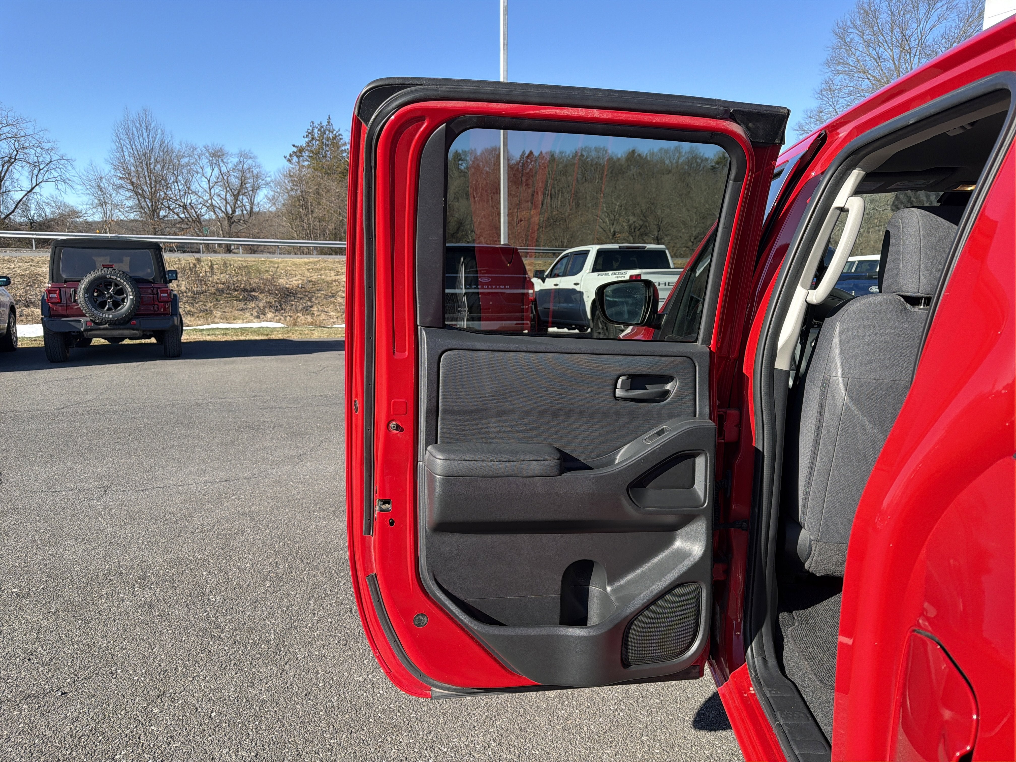 2023 Nissan Frontier S